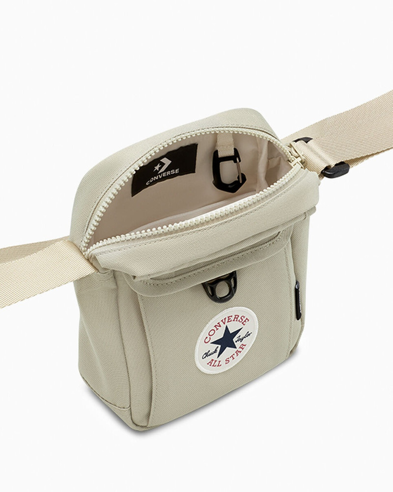 Chuck Taylor Patch Crossbody 2 Bag 4
