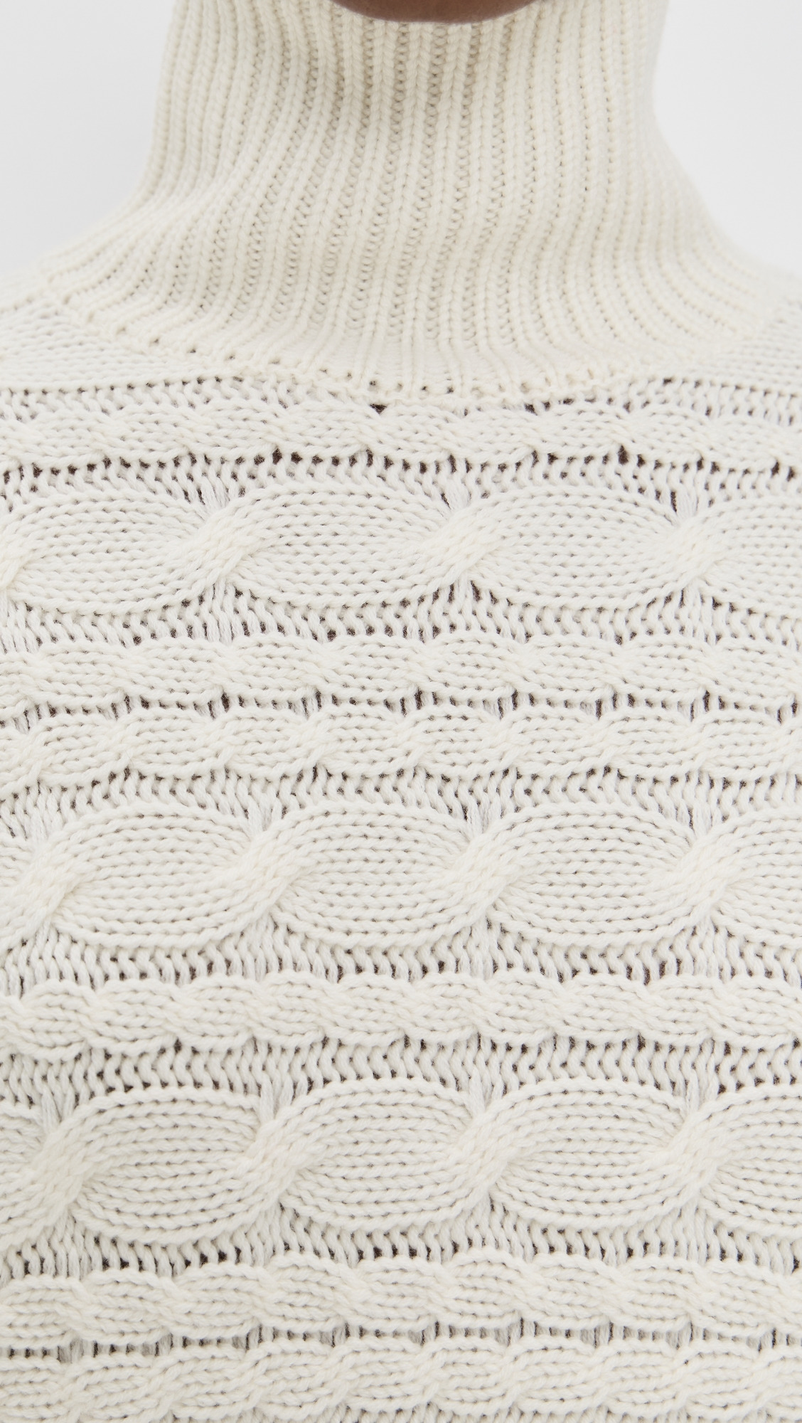 Cropped Cable Turtleneck - 5