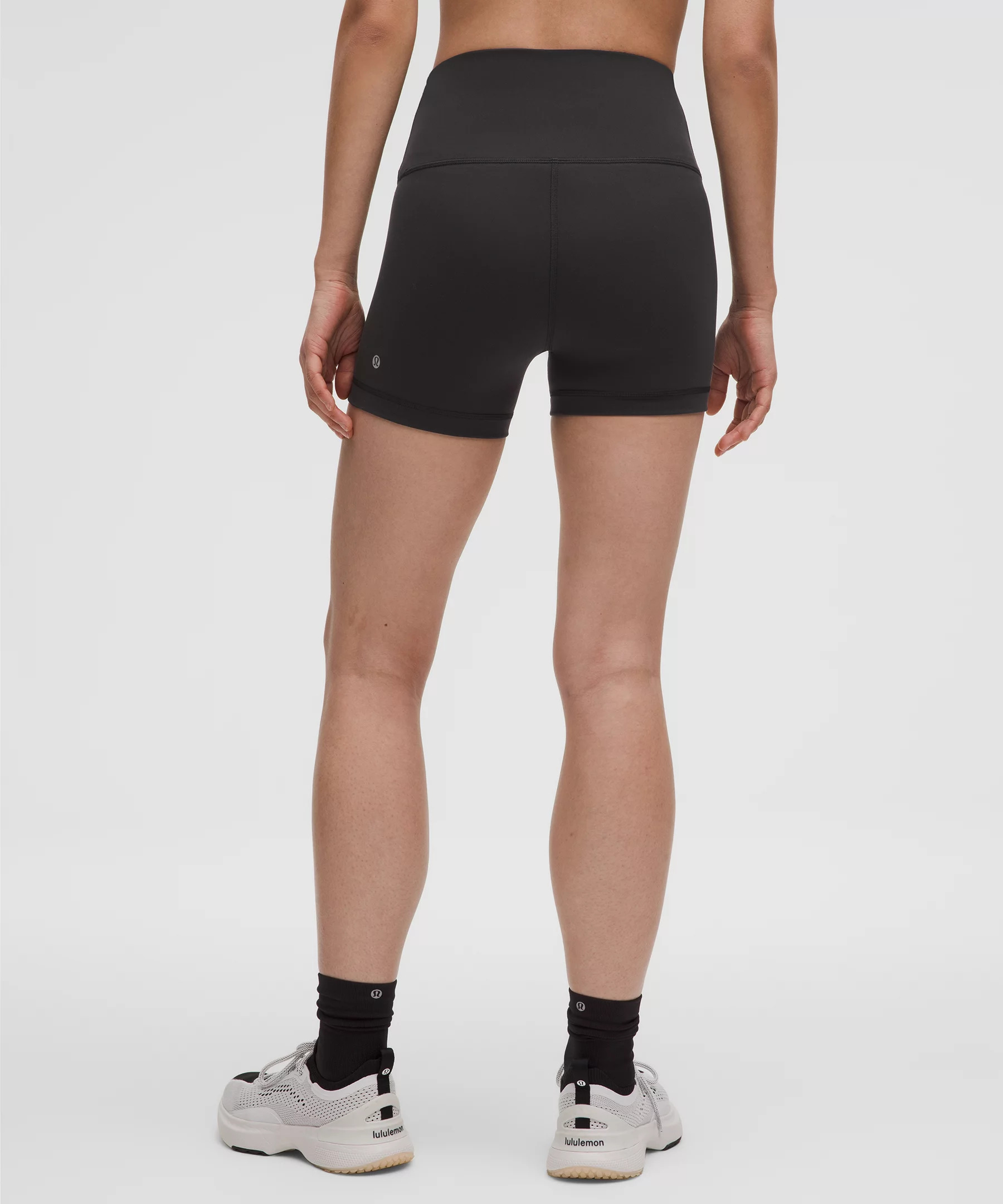 Wunder Train High-Rise Short 4" - 3