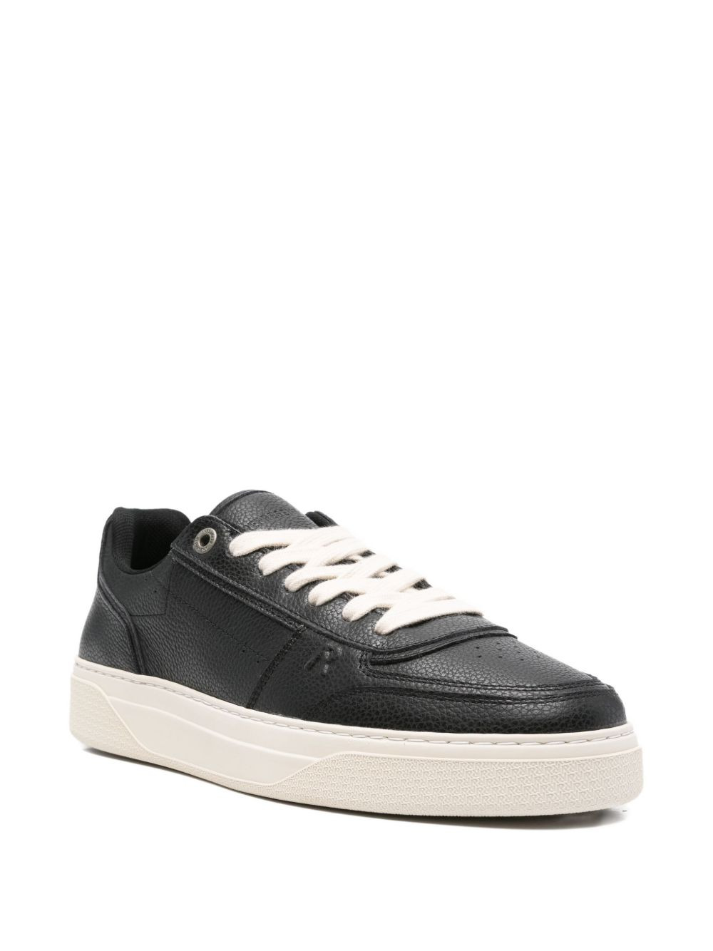 Initial sneakers - 2