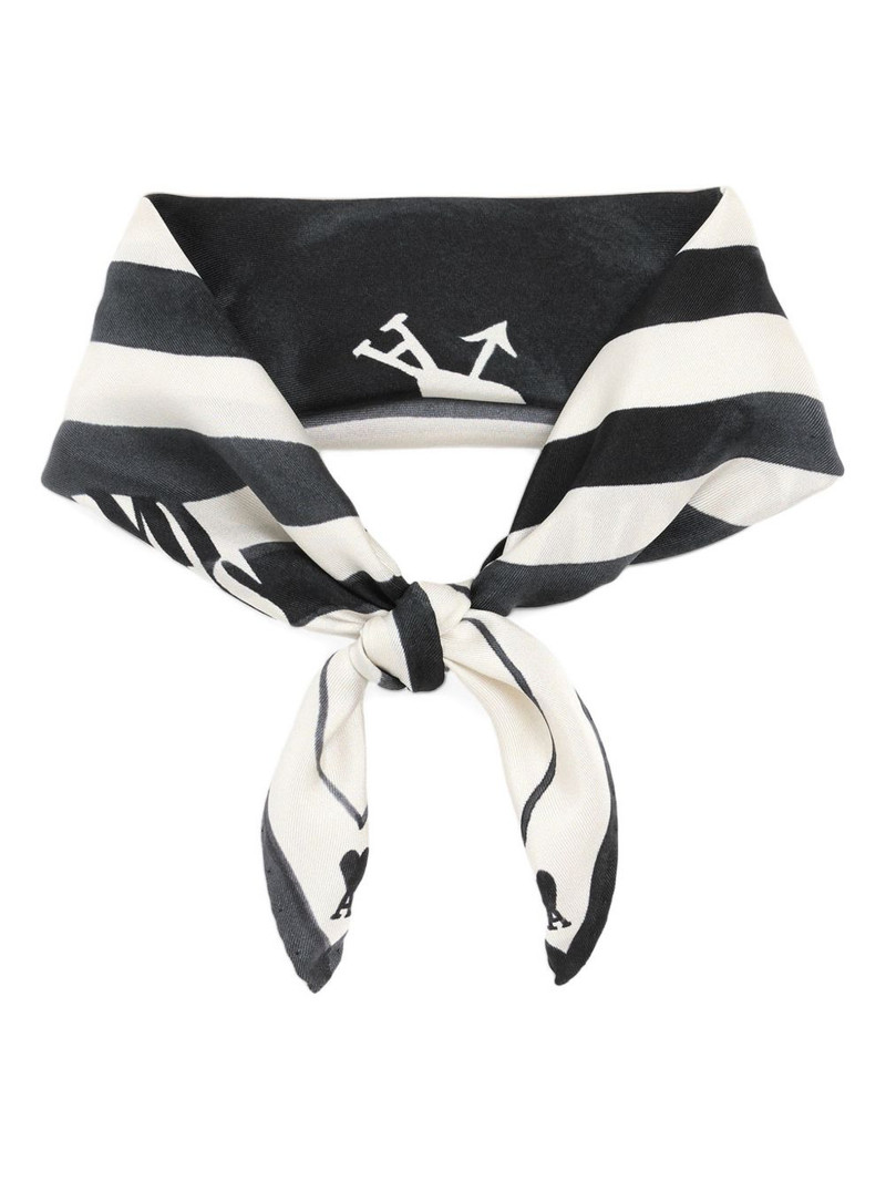 Place des Victoires printed silk scarf 3