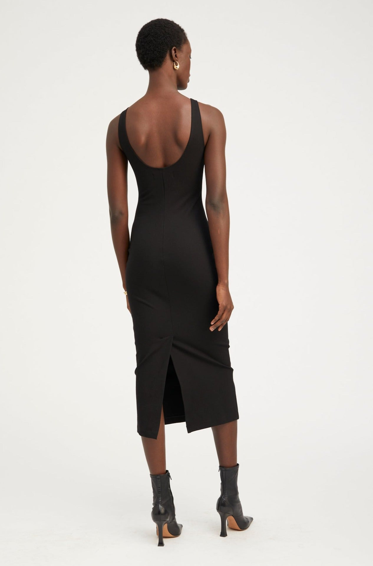 BLACK SCOOP NECK DRESS - 4