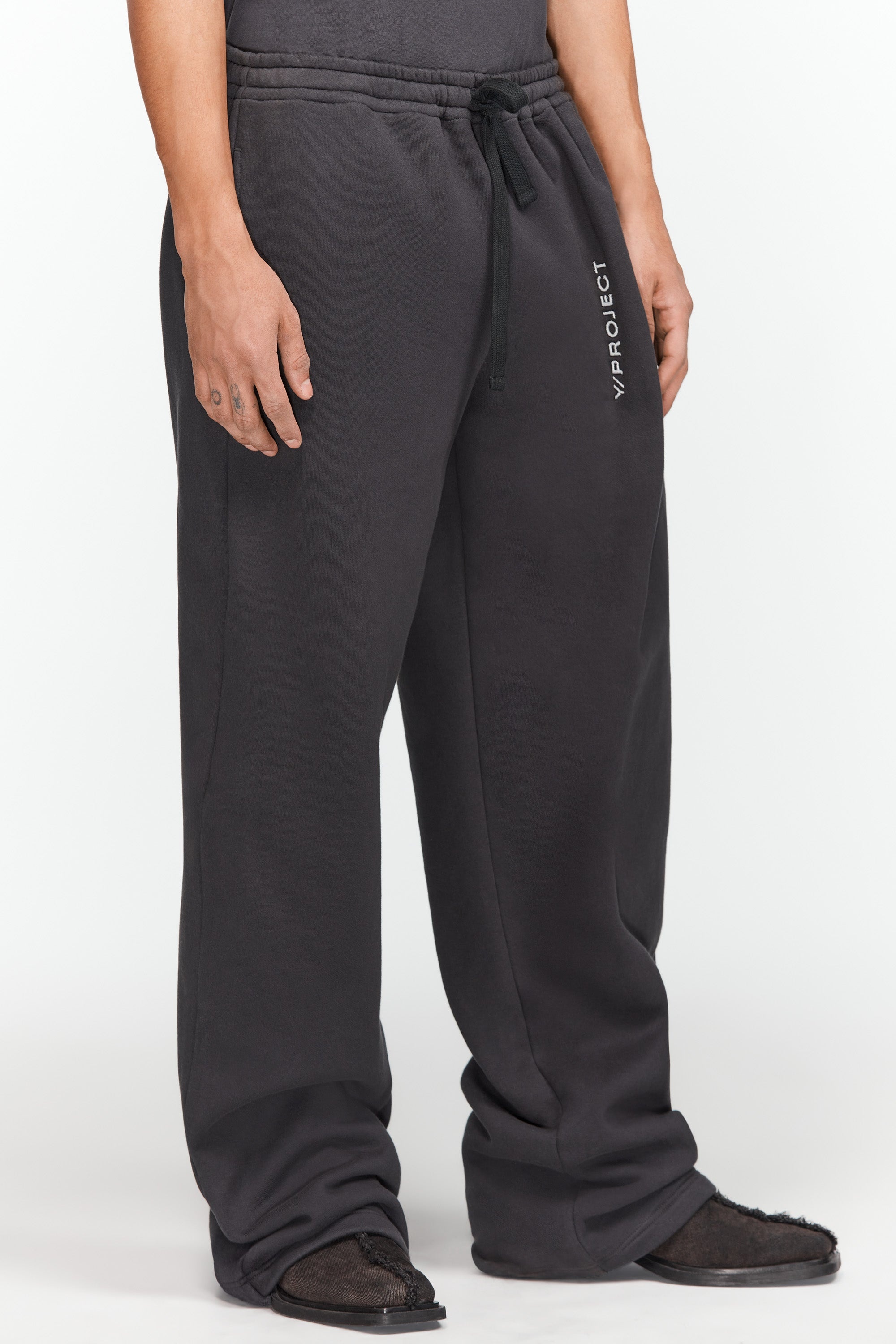 Pinched Logo Sweatpants - 3
