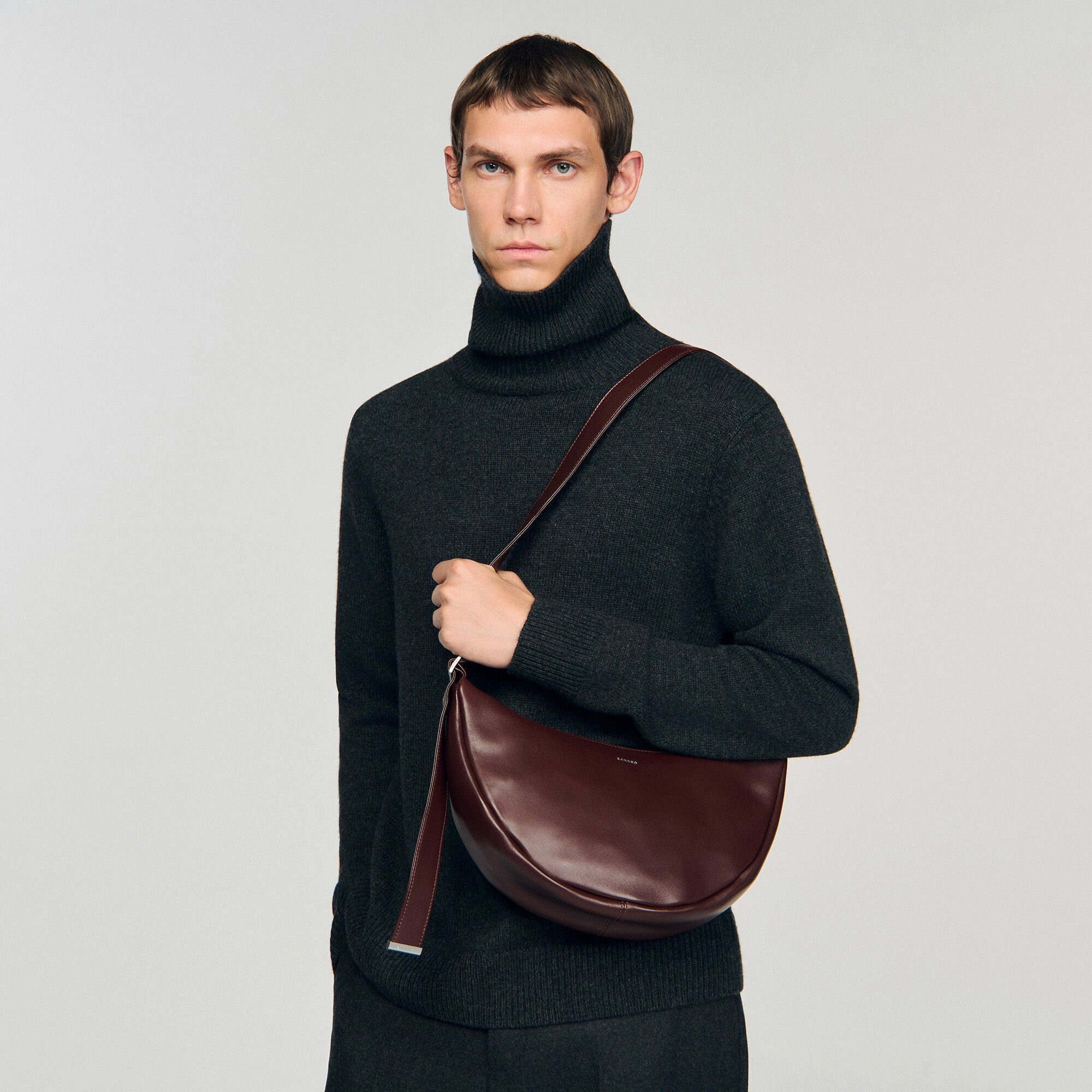 SMALL LEATHER HOBO BAG - 4