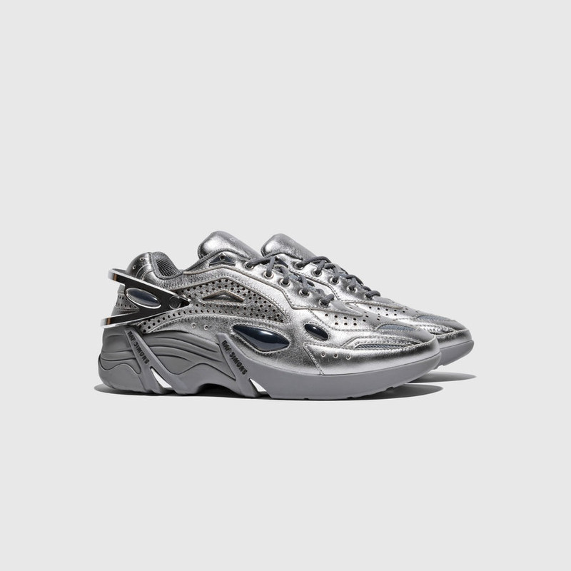 Raf Simons (RUNNER) CYCLON-21 outlook