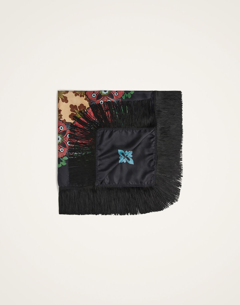 Reversible Fringe Carré Scarf 8