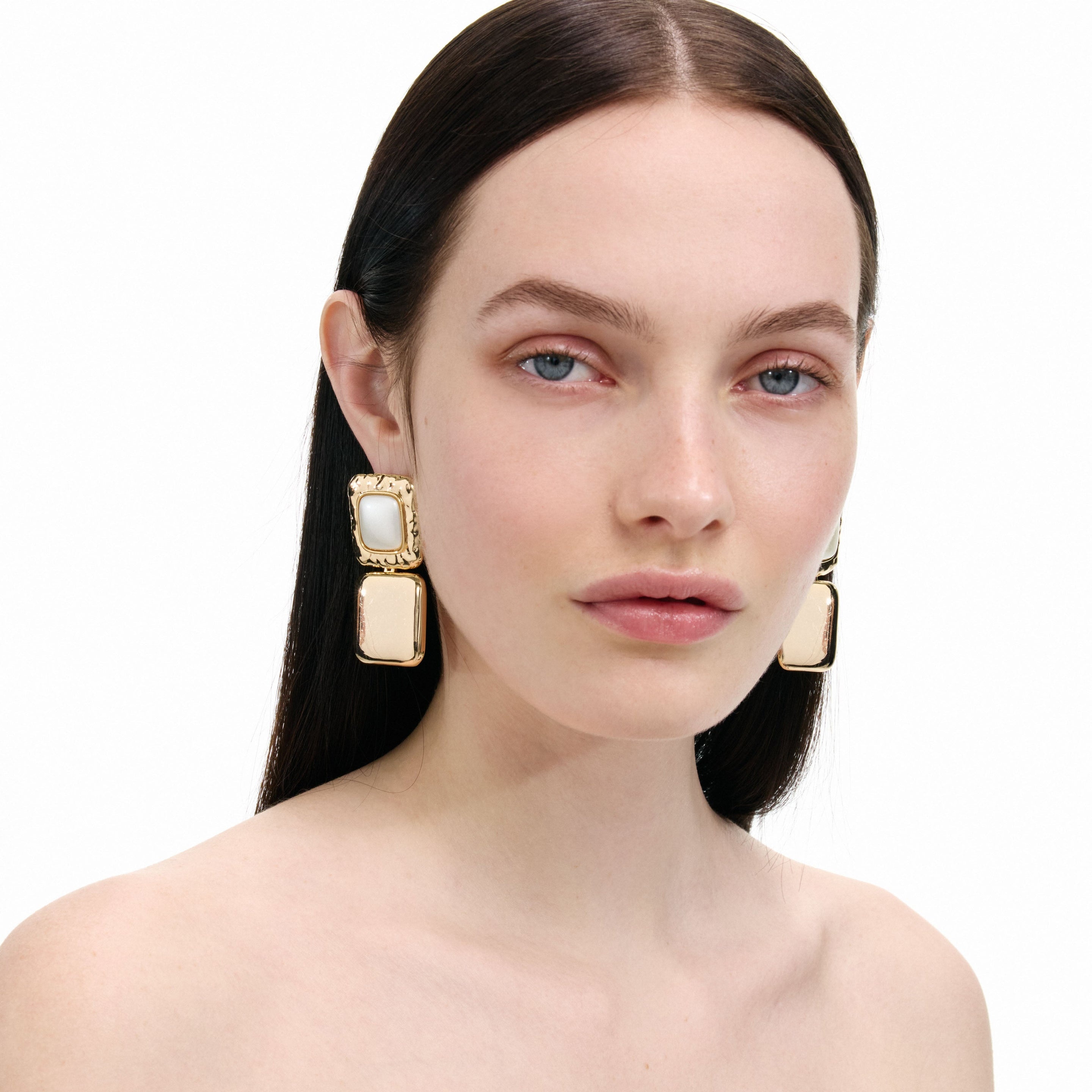 Mottled Gold Pearl Tiered Earrings - 3