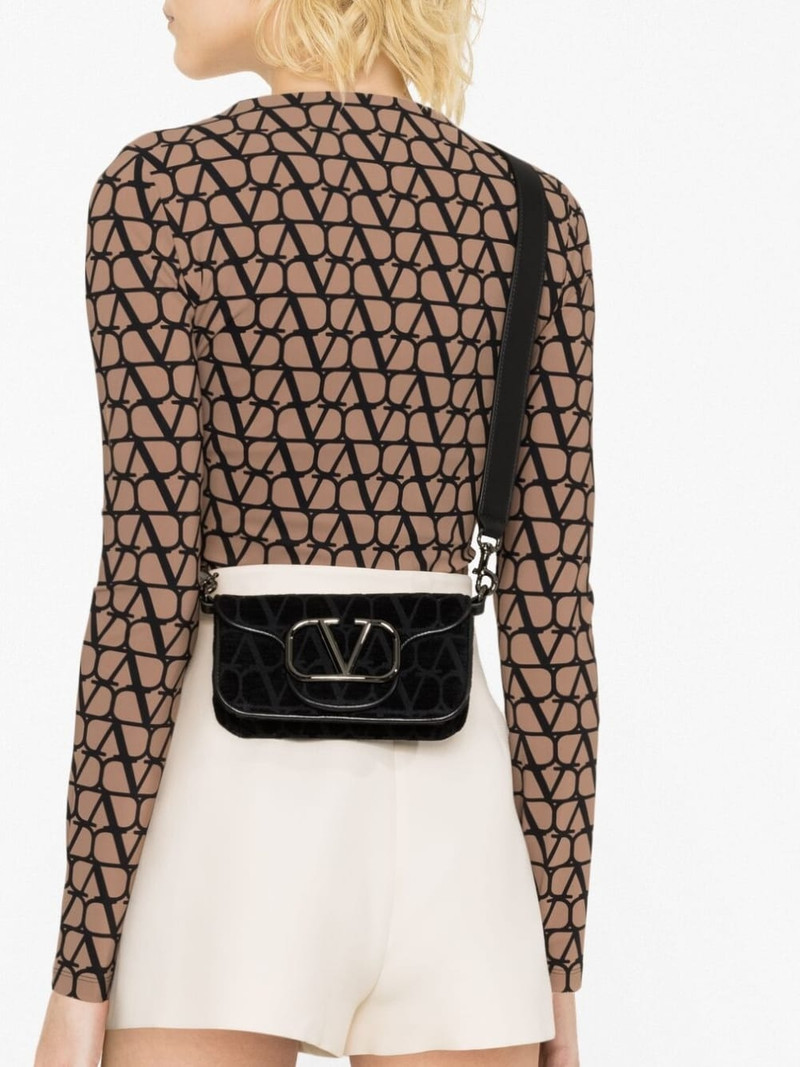 VLogo Signature shoulder bag 3