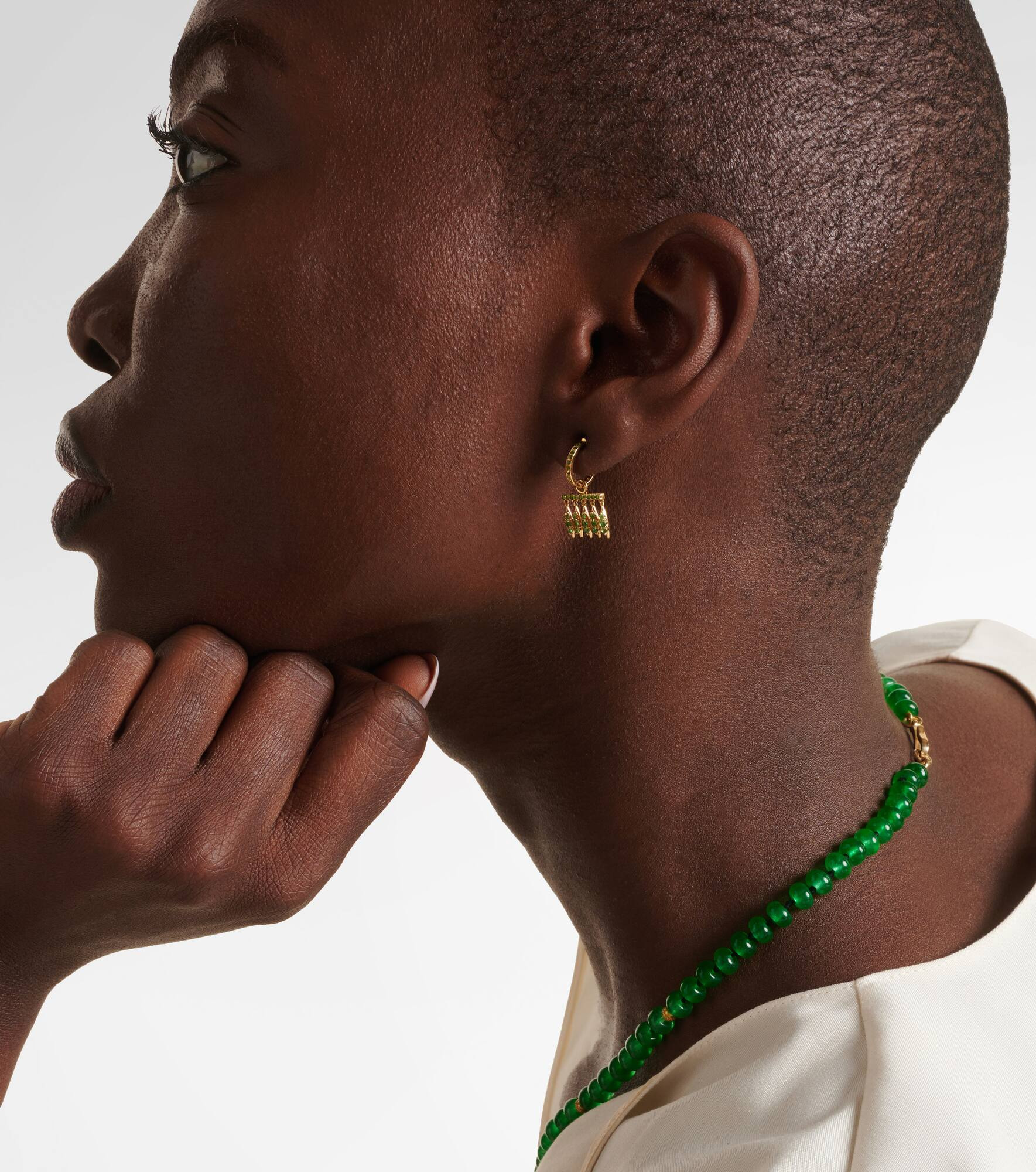 18kt gold earrings with tsavorites - 3