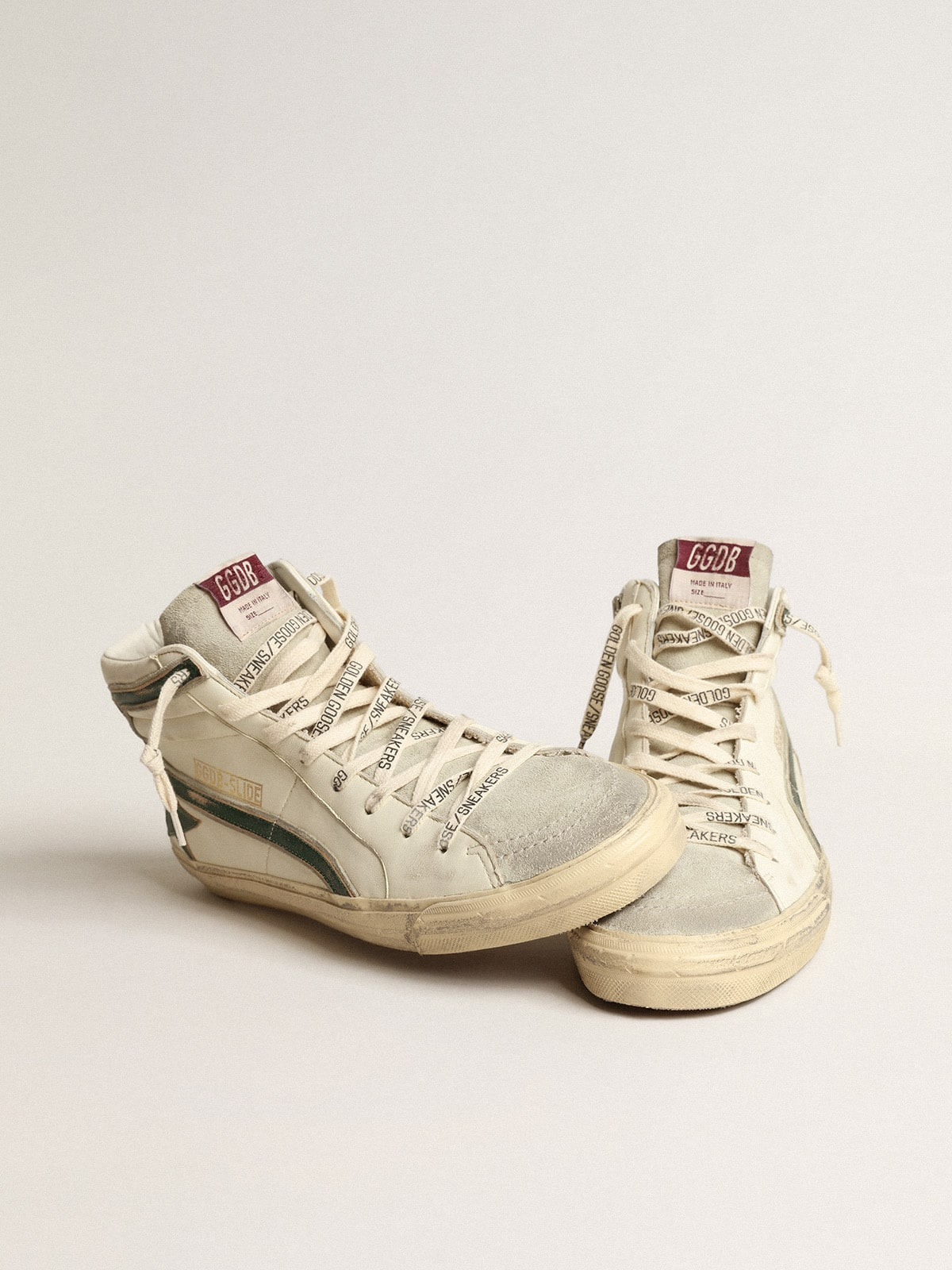 Slide in beige nappa with green laminated leather star and flash - 2