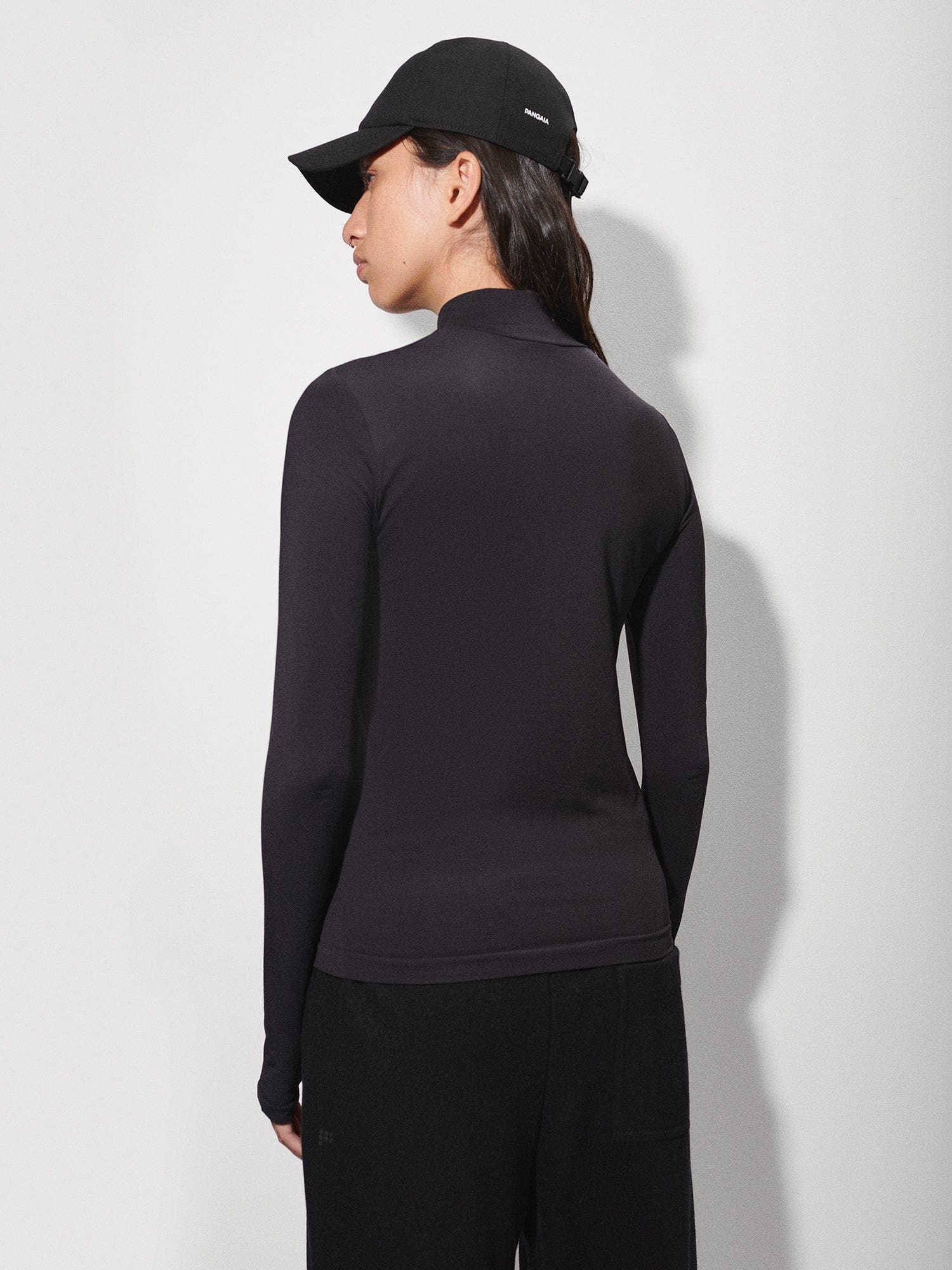 Women's Plant-Stretch Zipped Long Sleeve Top - Black - 3