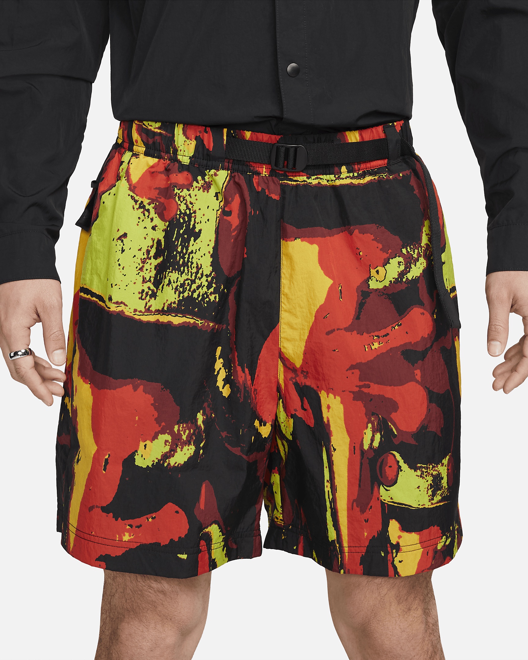 Nike Unisex "Huarache Frog" Woven Shorts - 2