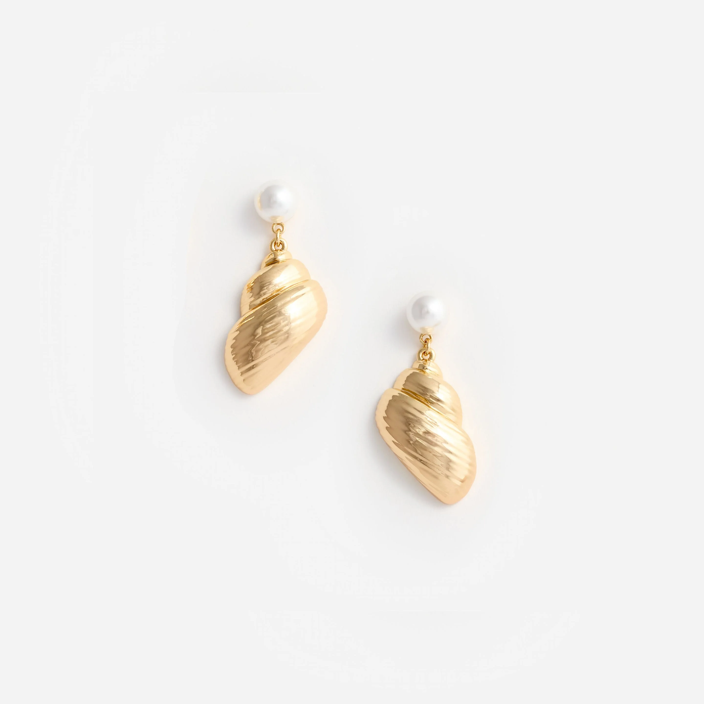 Pearl Gold Shell Earrings - 1