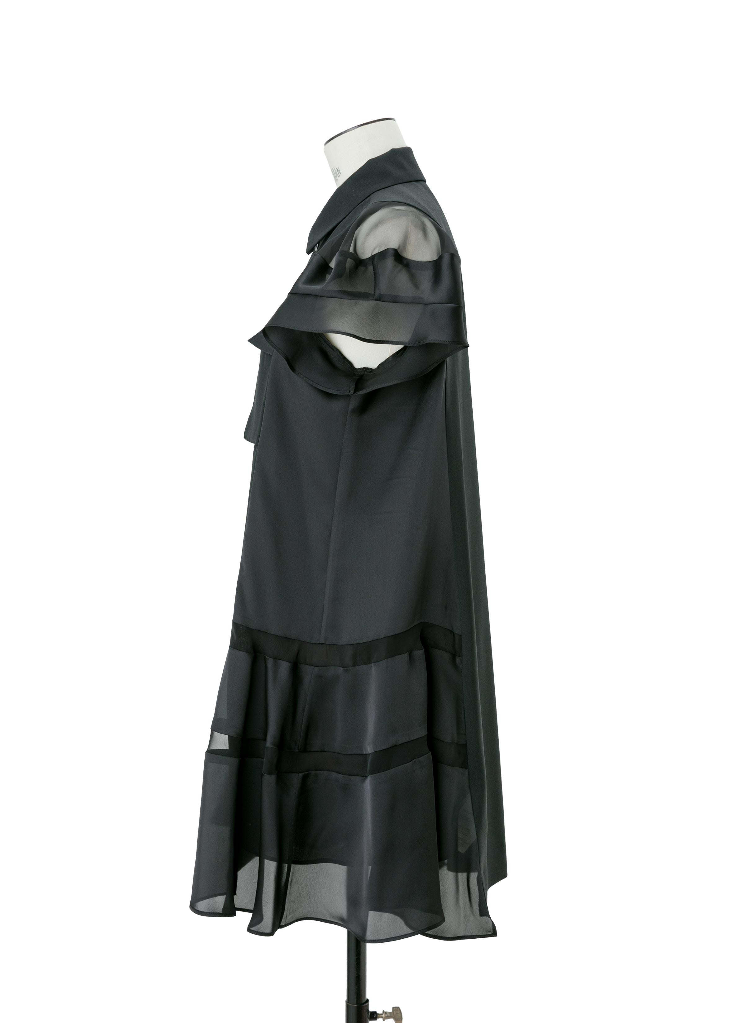 ワンピース Sacai DRESS WITH SATIN DETAILS sacai Suiting x Satin Dress | REVERSIBLE