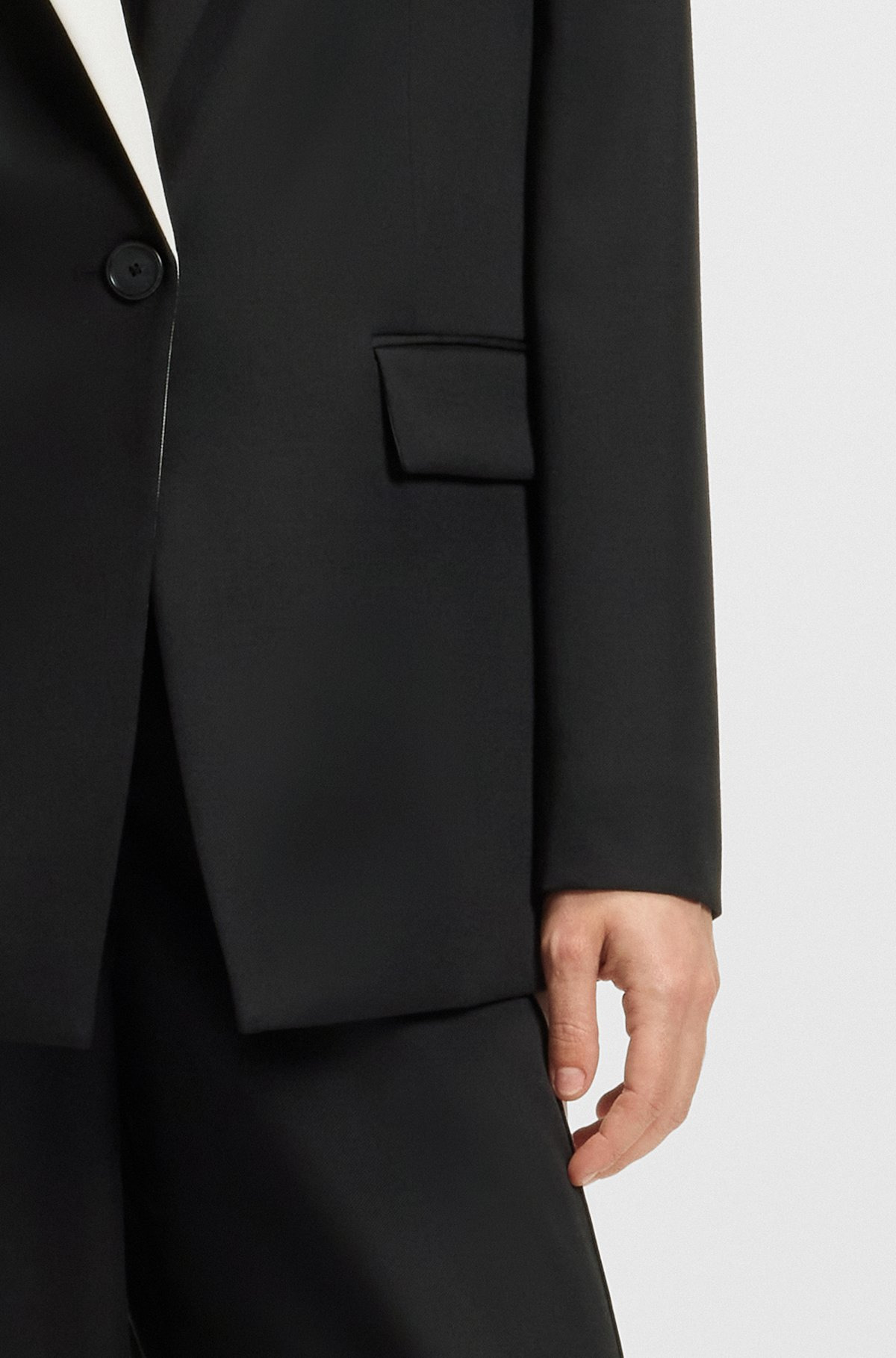 RELAXED-FIT BLAZER WITH COLOR-BLOCKED LAPELS - 6