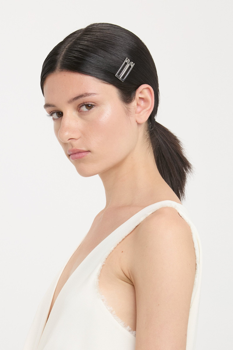 Victoria Beckham Dorian Hair Clip In Silver outlook