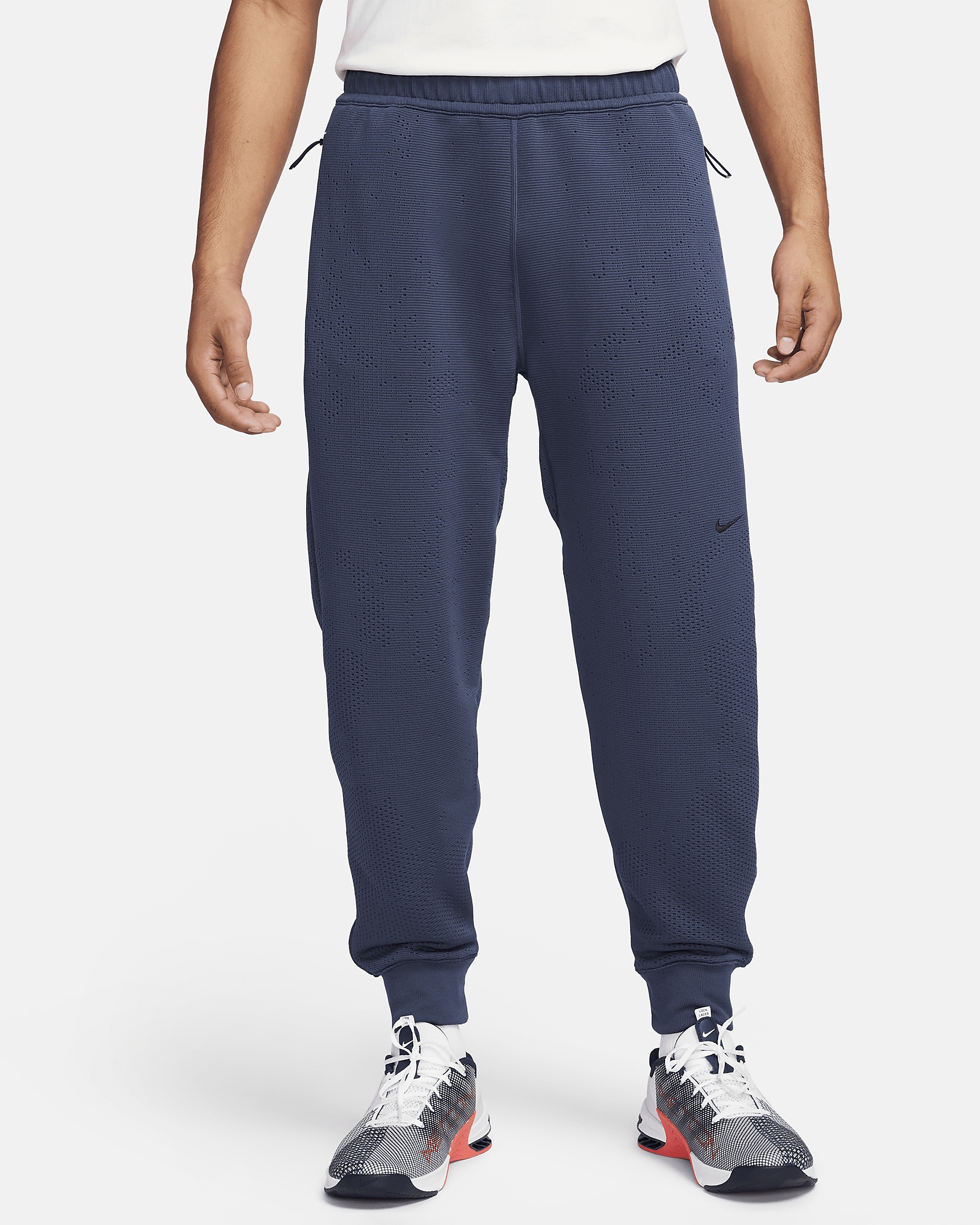 Nike A.P.S. Men's Therma-FIT Versatile Pants - 1