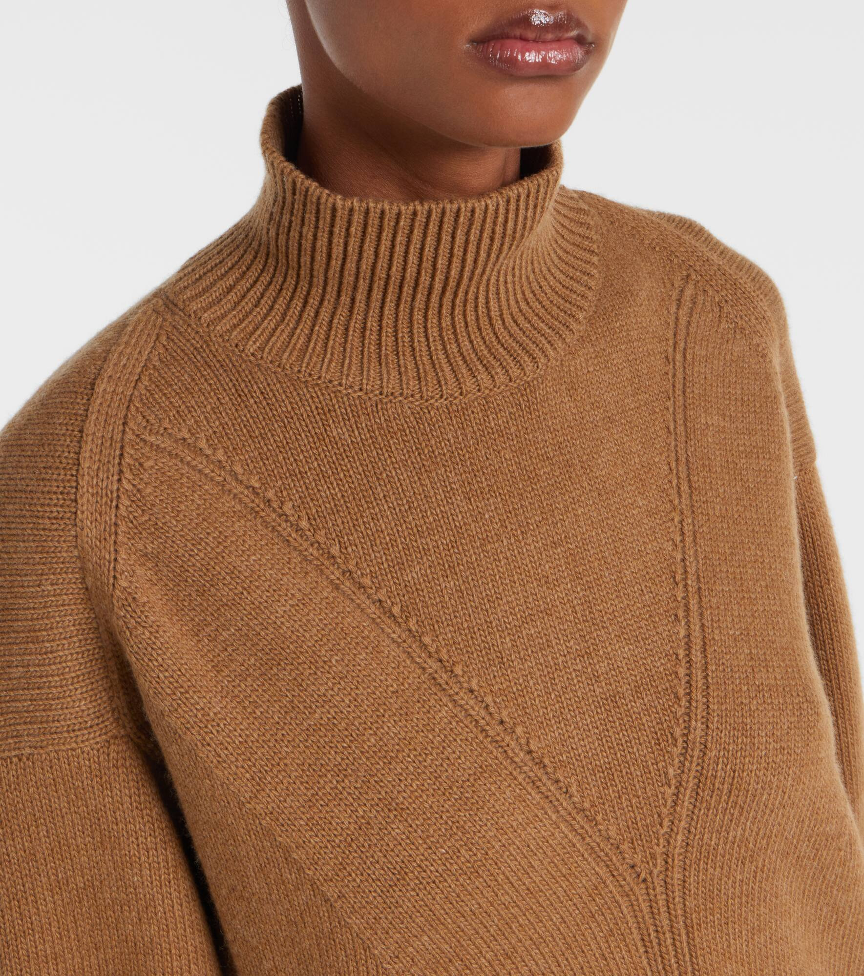 Loletta wool and cashmere turtleneck sweater - 4