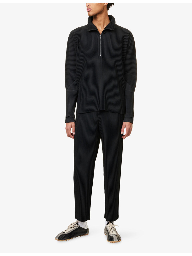 ISSEY MIYAKE Quarter-Zip Pleated Knitted Top outlook