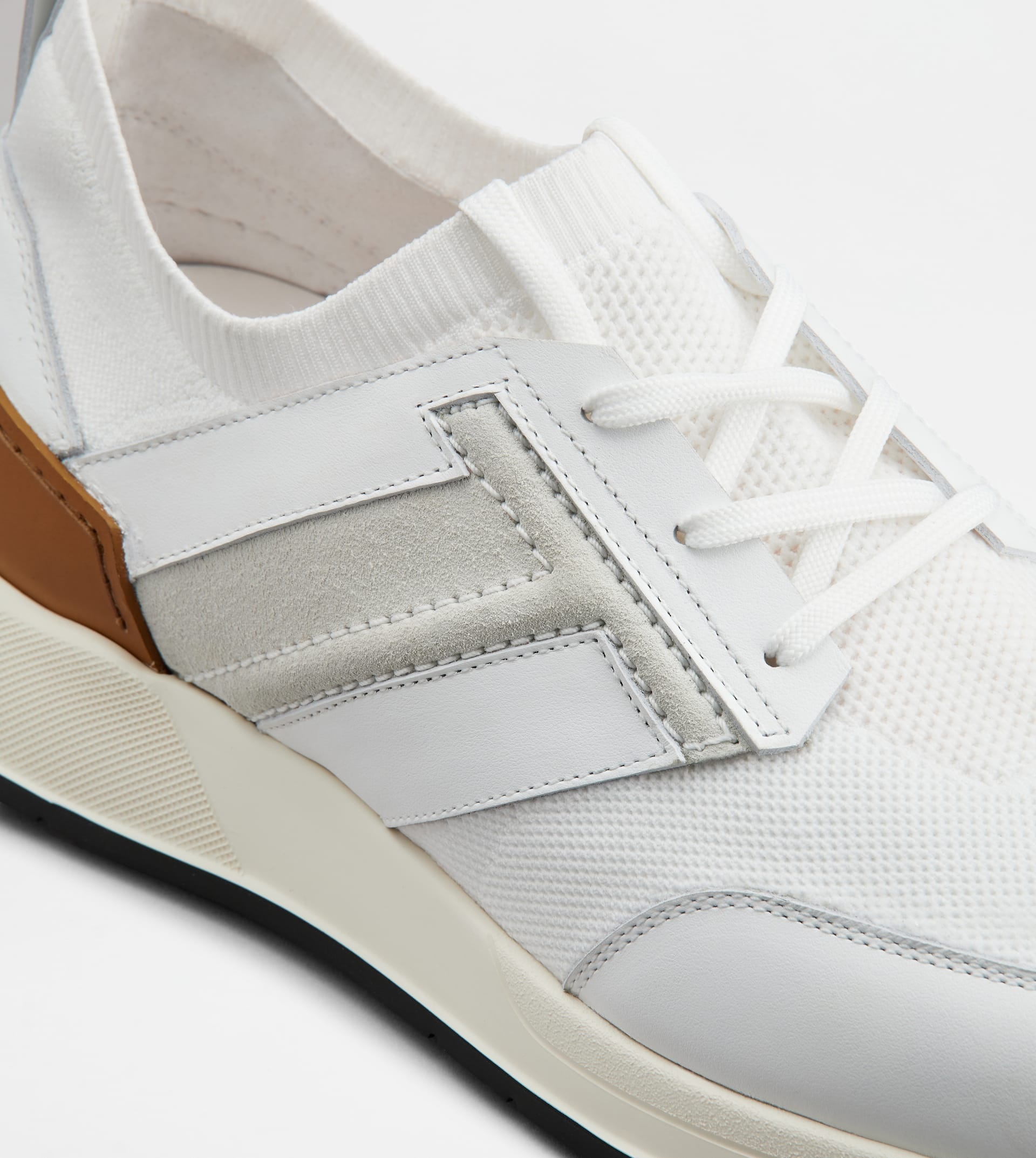 SNEAKERS IN LEATHER AND TECHNICAL FABRIC - WHITE - 5