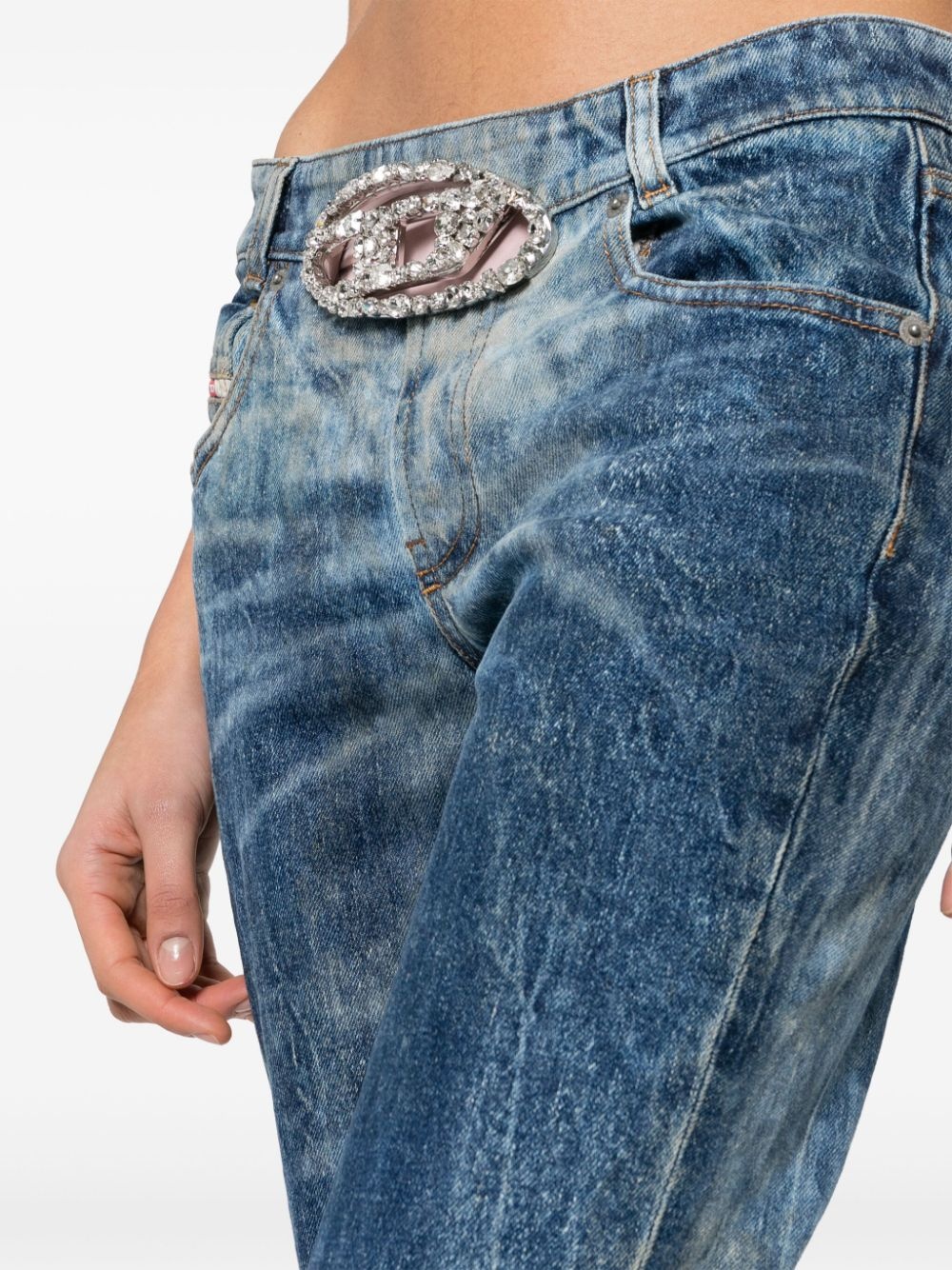 gem-logo buckle flared jeans - 5
