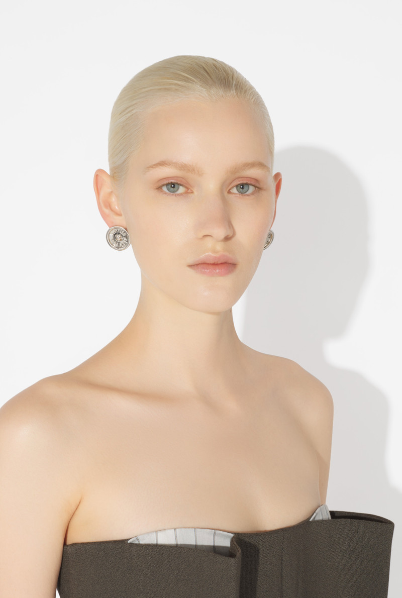 THE BUTTON EARRINGS 1
