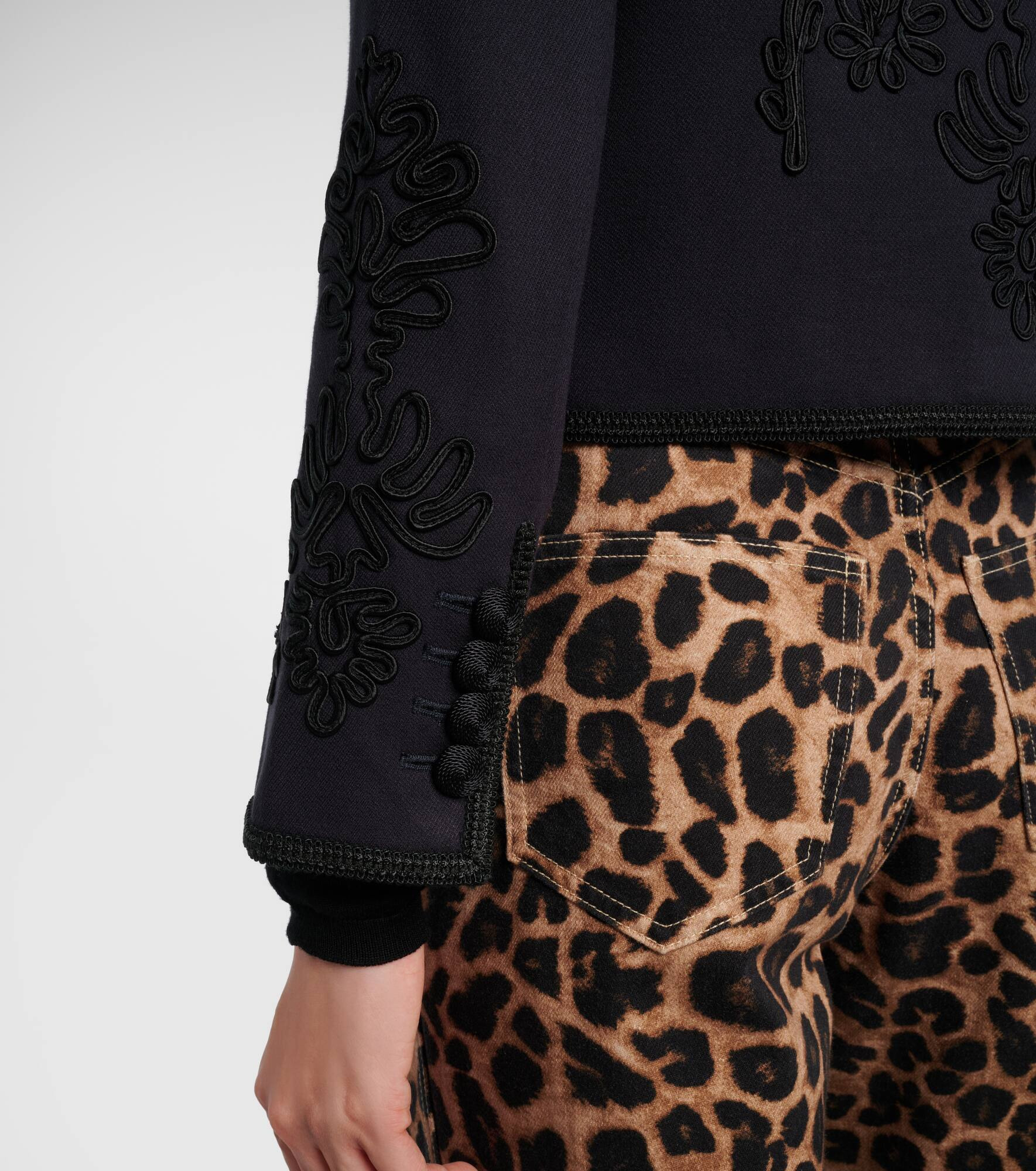Latrell cropped embroidered jacket - 6