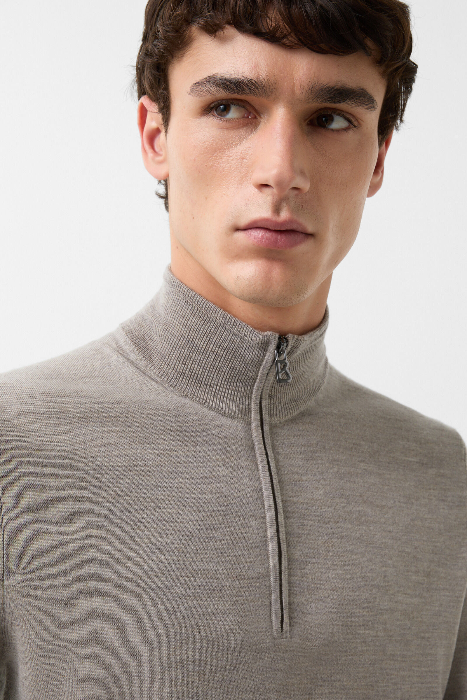 Ouri Half-zippered sweater in Beige - 4