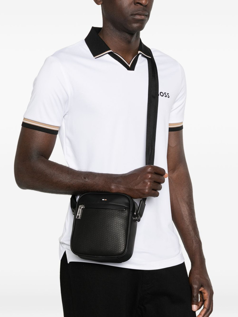 BOSS logo-detail messenger bag outlook
