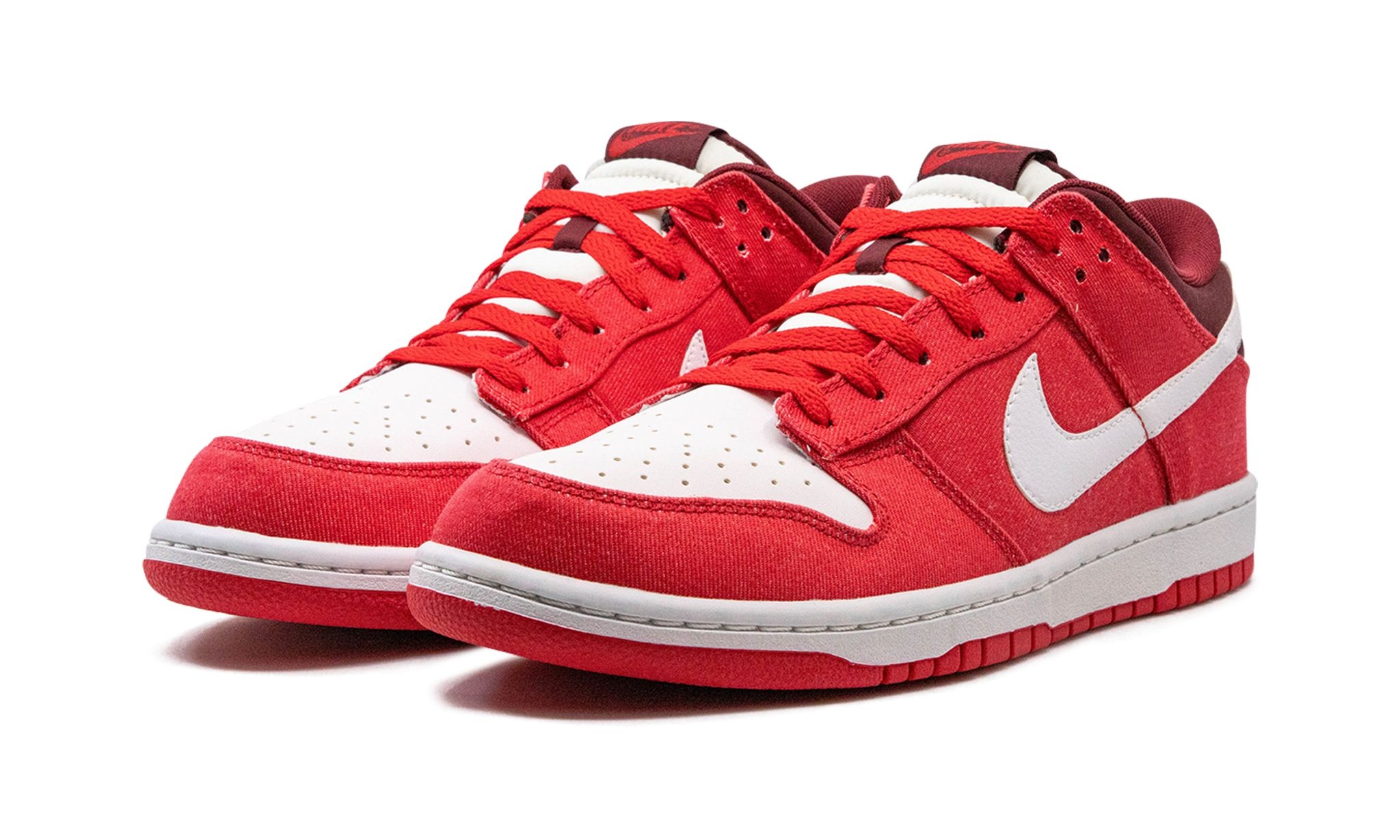 Dunk Low "Hyper Red" - 2