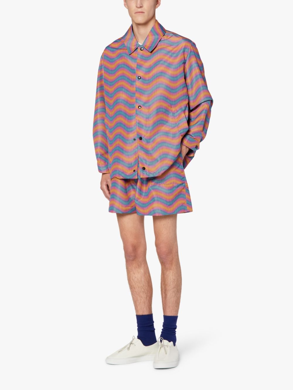 TEEMING PINK & ORANGE WAVE PRINT NYLON COACH JACKET | GMM-216 - 4