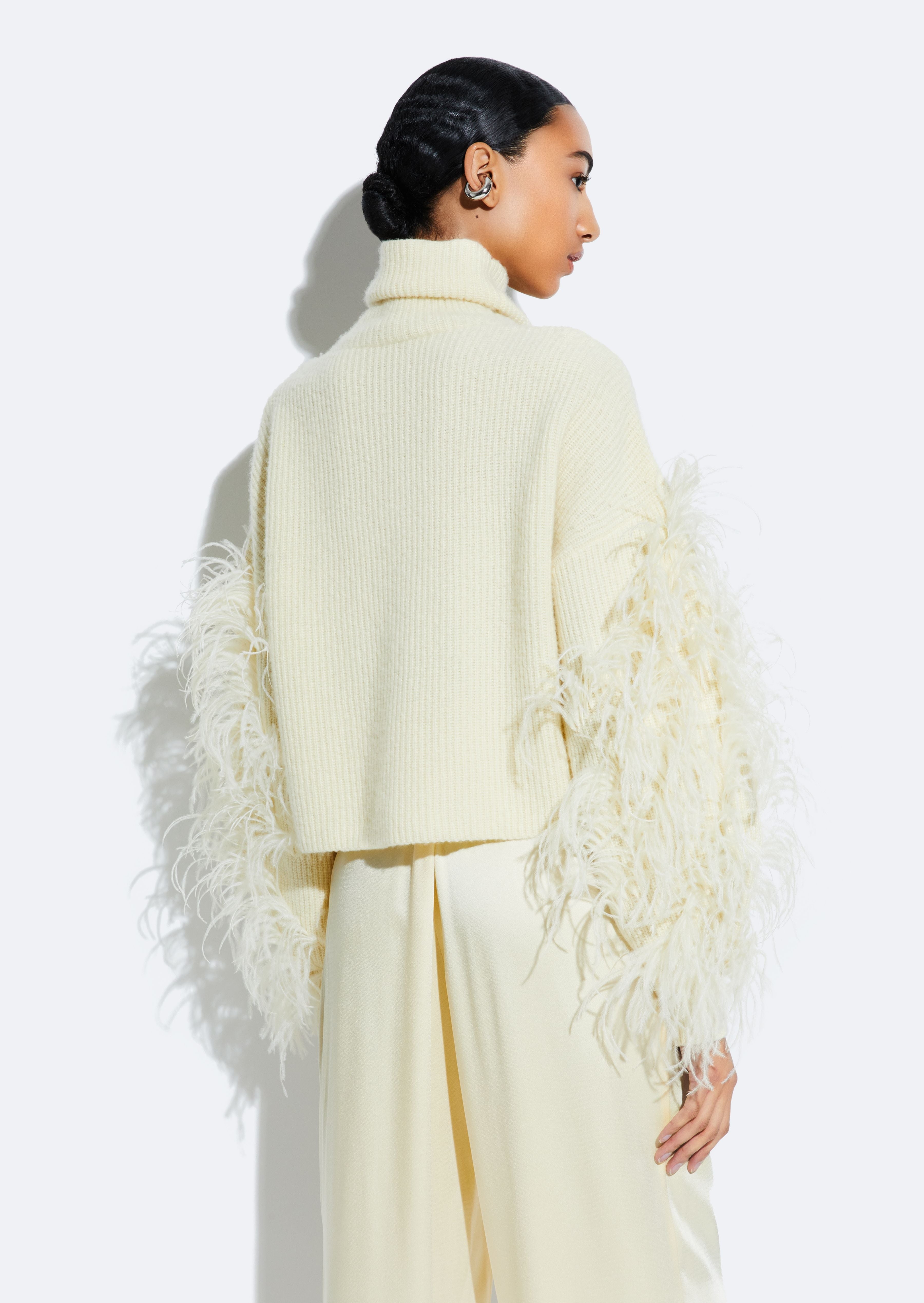 Cashmere Turtleneck Sweater With Feathers - 3