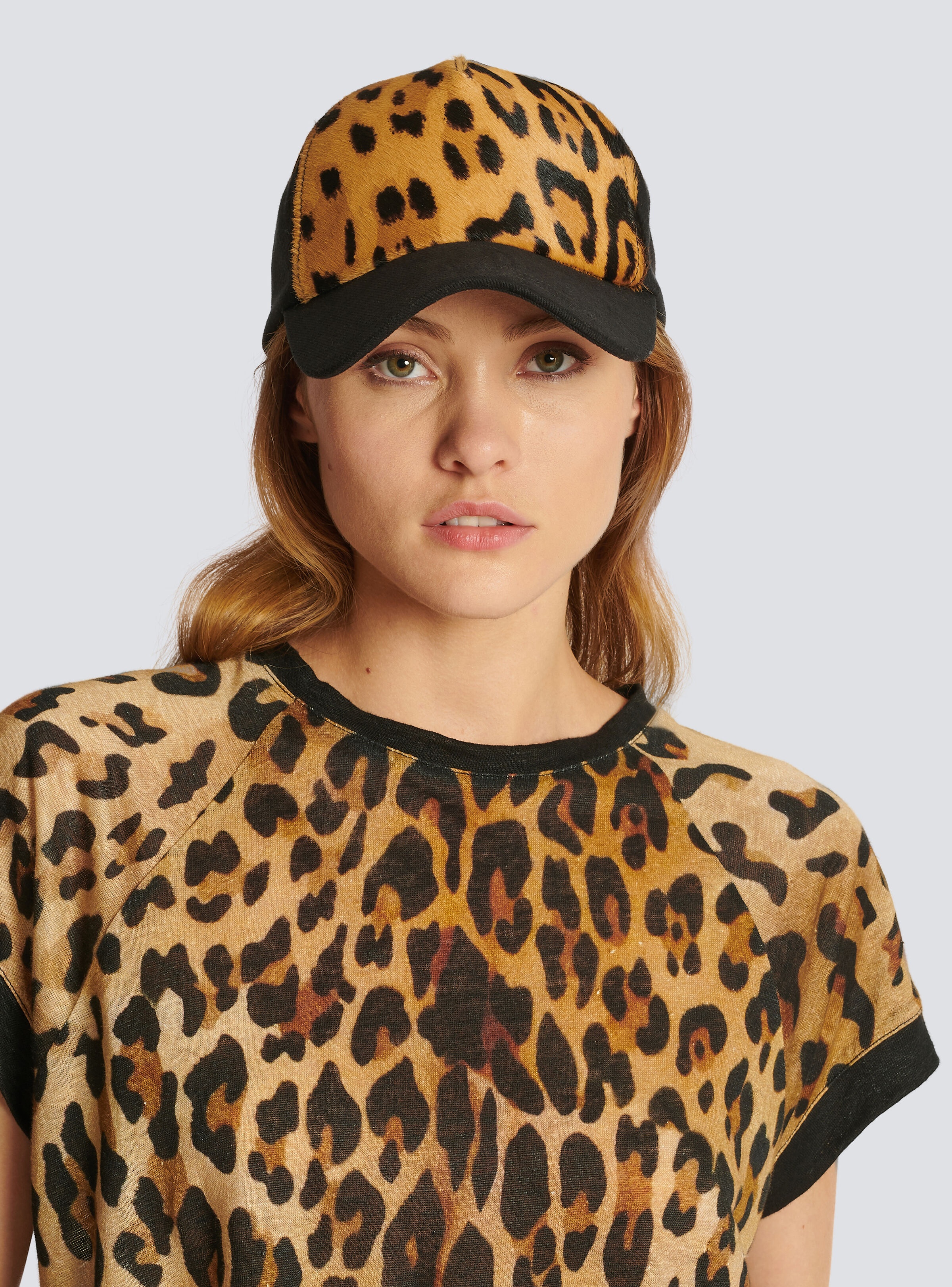 Leopard print leather cap - 2