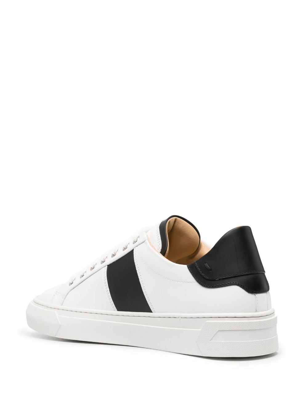 logo-plaque leather sneakers - 3