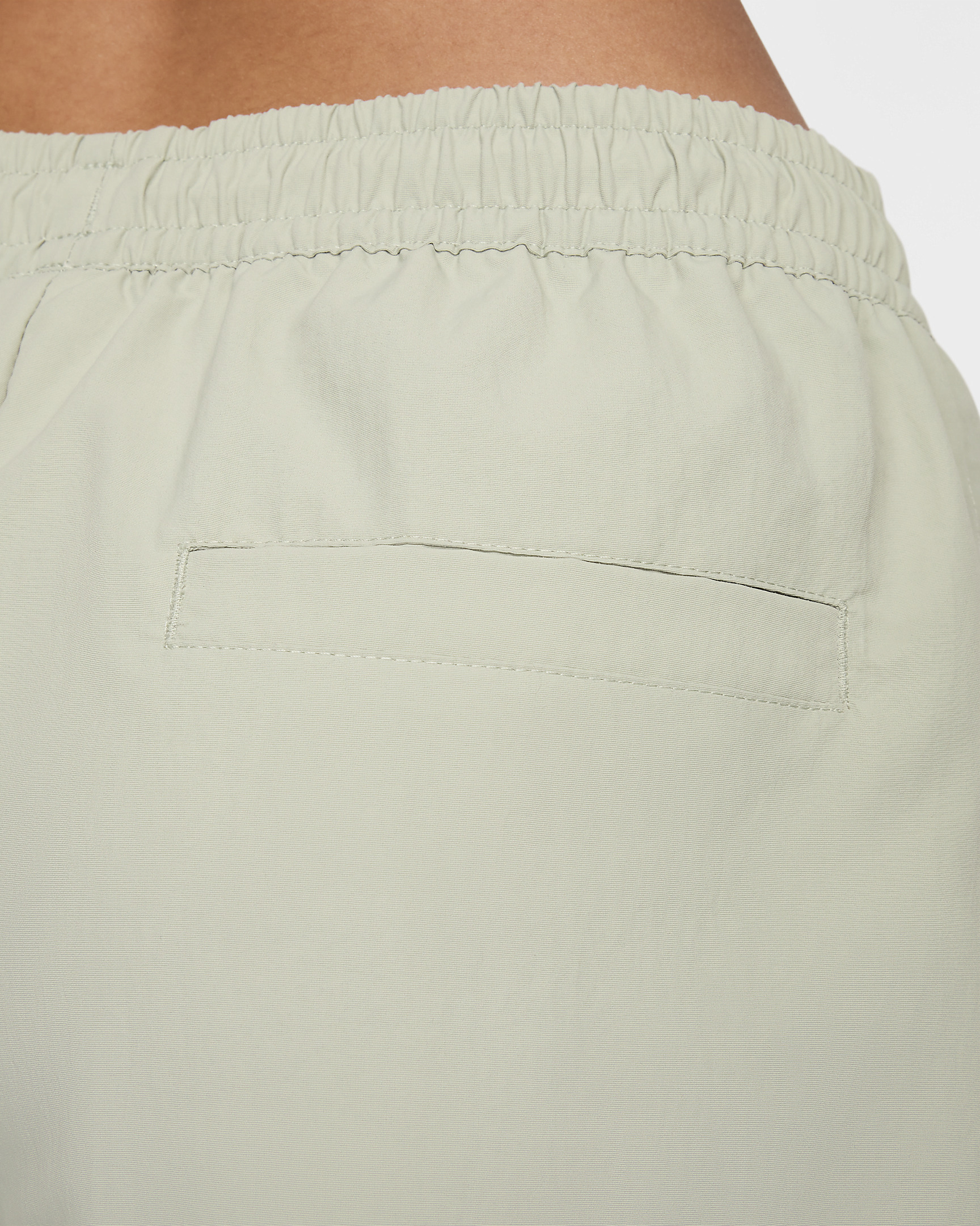 Nike Sportswear Everything Wovens Women's Mid-Rise 5" Shorts - 6