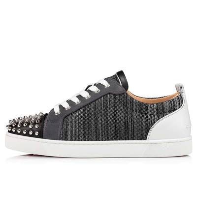 Christian Louboutin LOUIS JUNIOR SPIKES ORLATO FLAT outlook