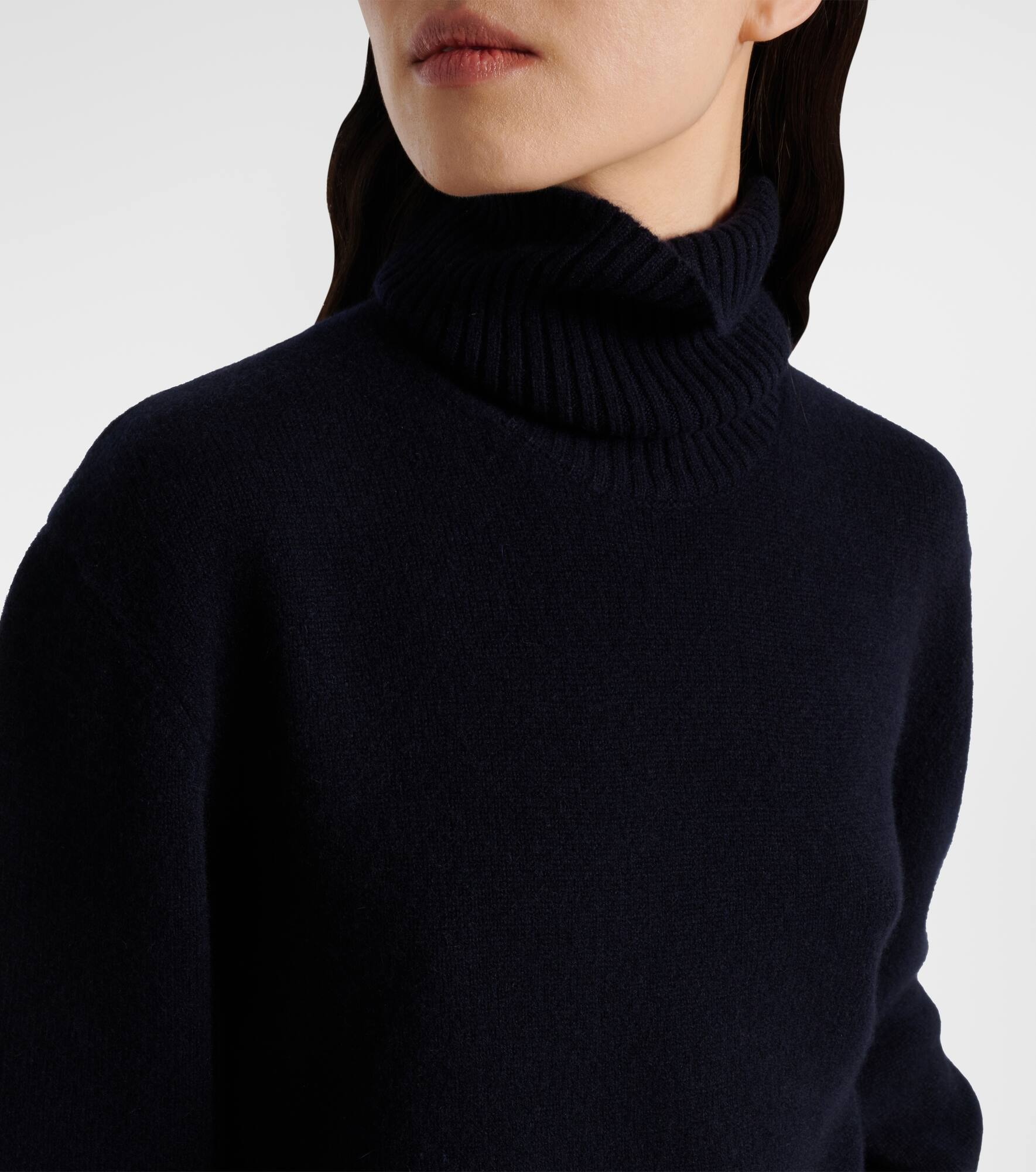 Cashmere sweater - 4
