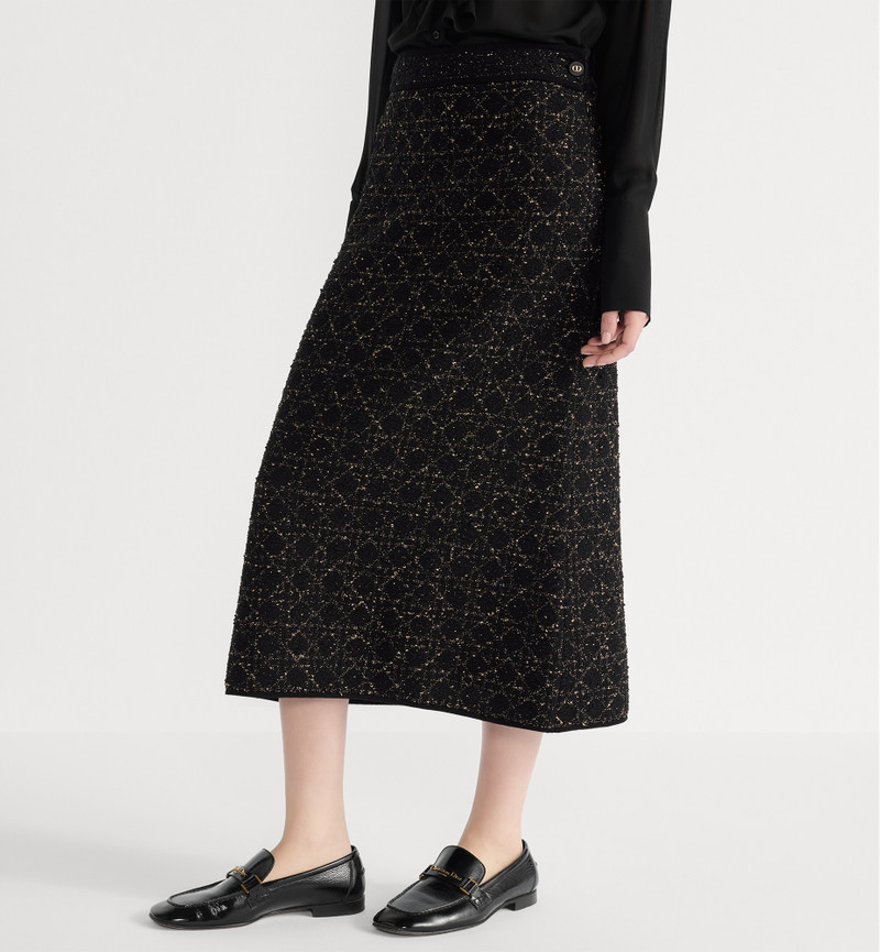 Mid-Length Macrocannage Straight Skirt 4