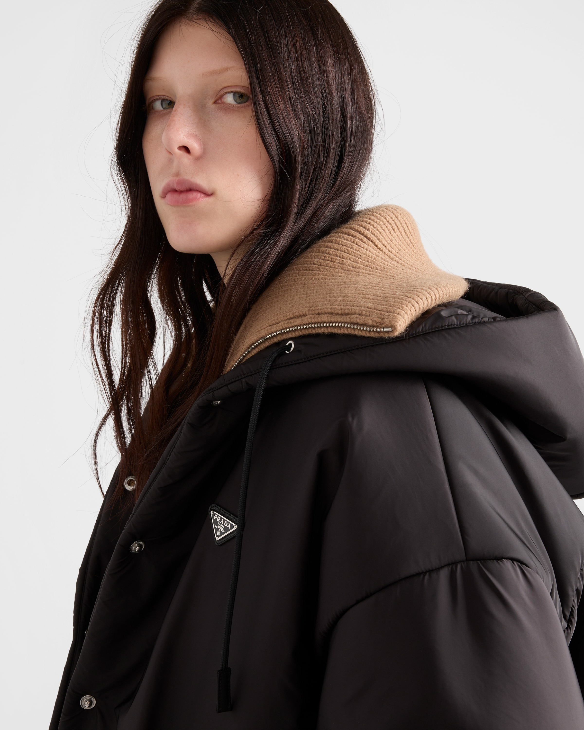 Lightweight Re-Nylon raincoat - 6