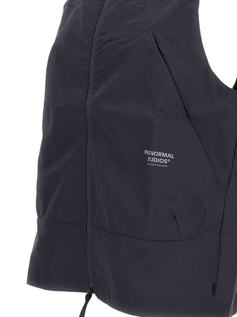 high-collar reflective logo vest 3