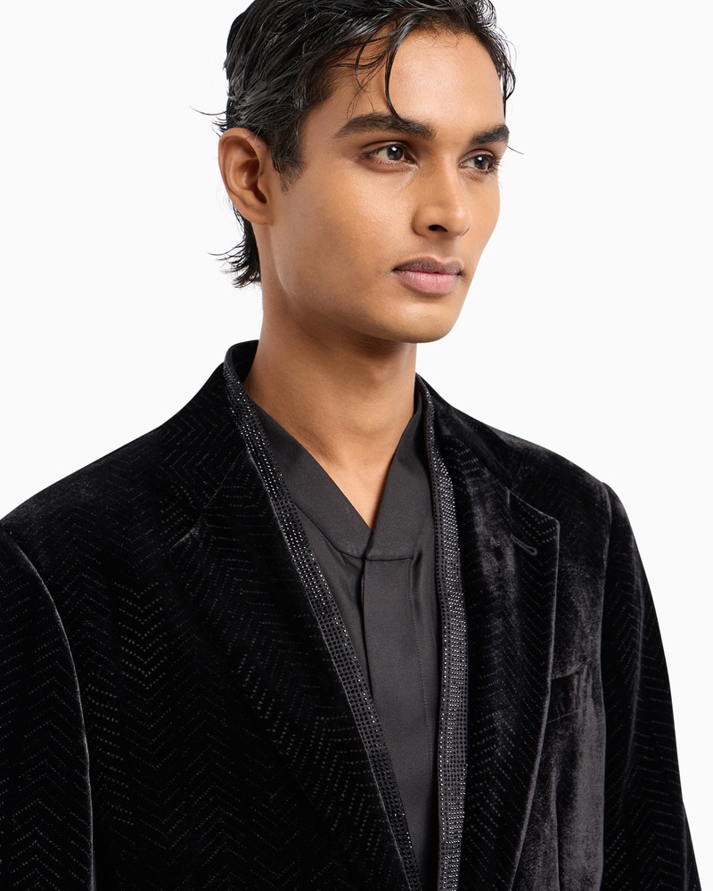 Giorgio’s single-breasted tuxedo jacket in a chevron print velvet 5