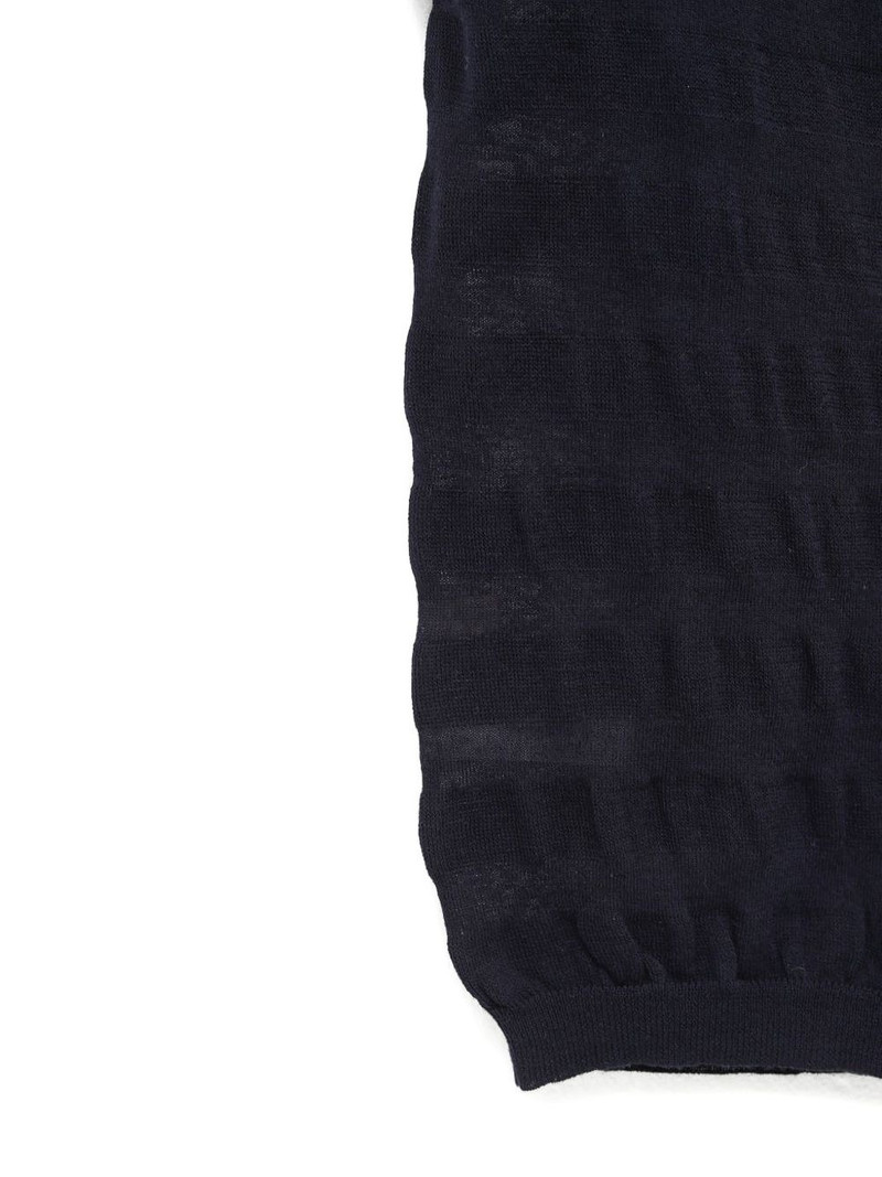 sleeveless crew-neck T-shirt 3