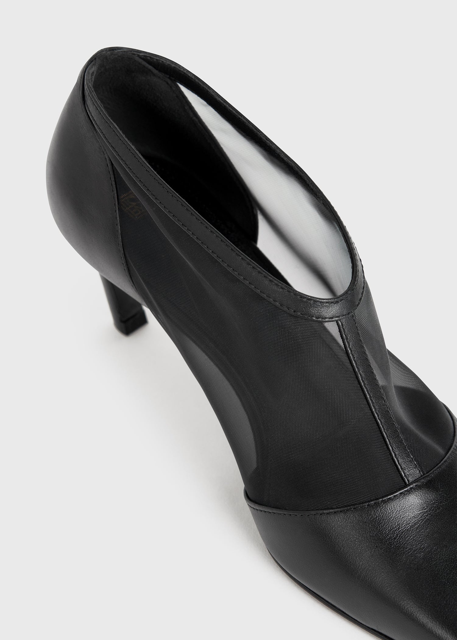 The T-Strap Mesh Pump black - 4