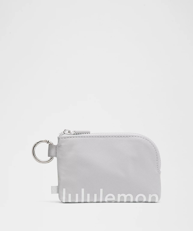 Clippable Card Pouch 1