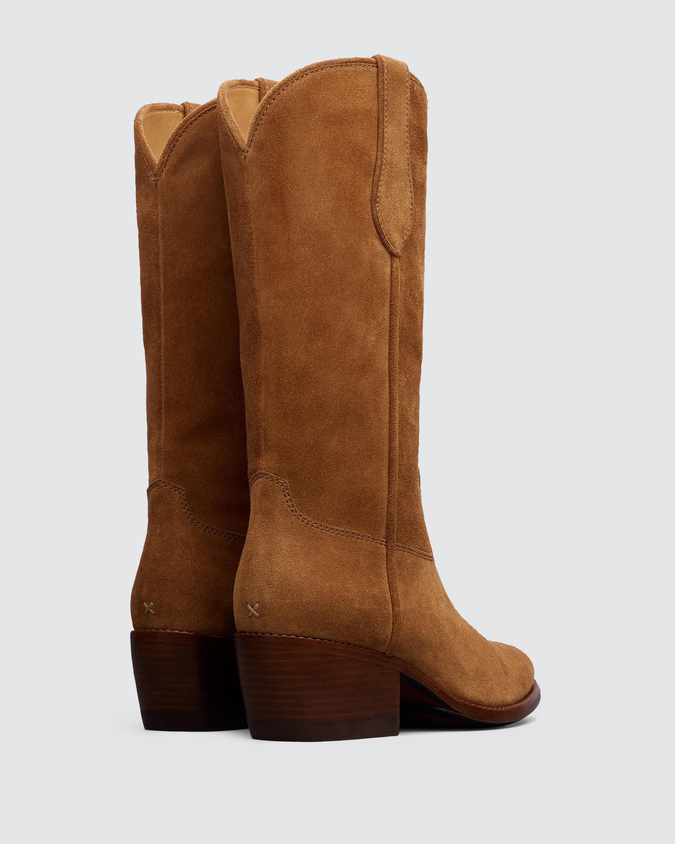 Rb Cowboy Boot - Suede
Heeled Boot - 3