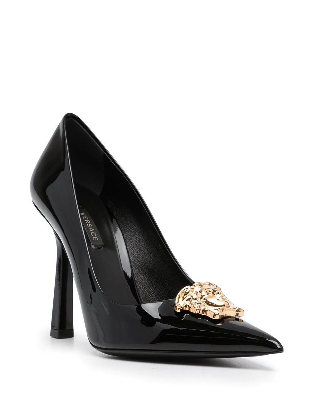 Medusa-plaque leather pumps - 2