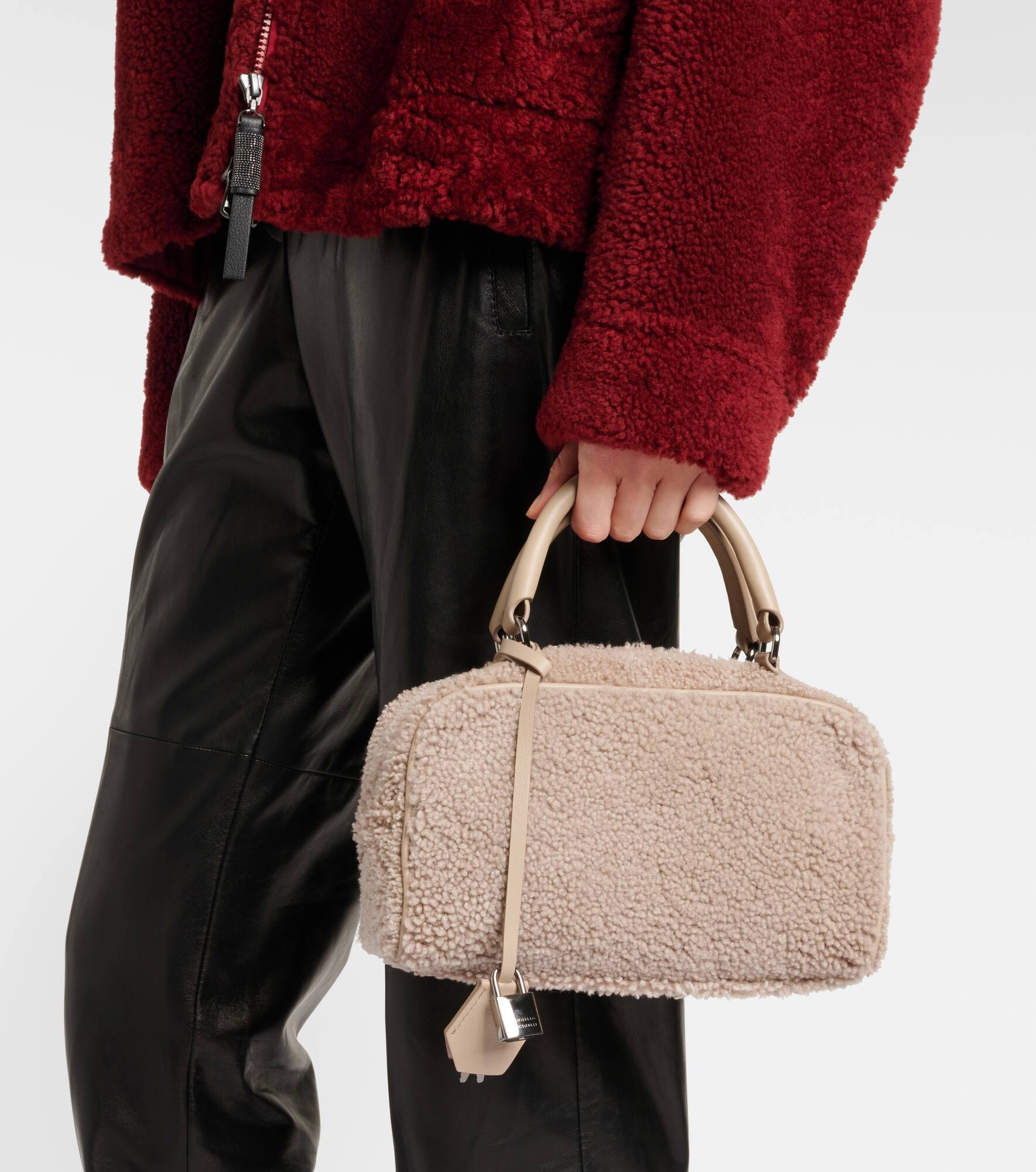 Leather-trimmed shearling tote bag - 7