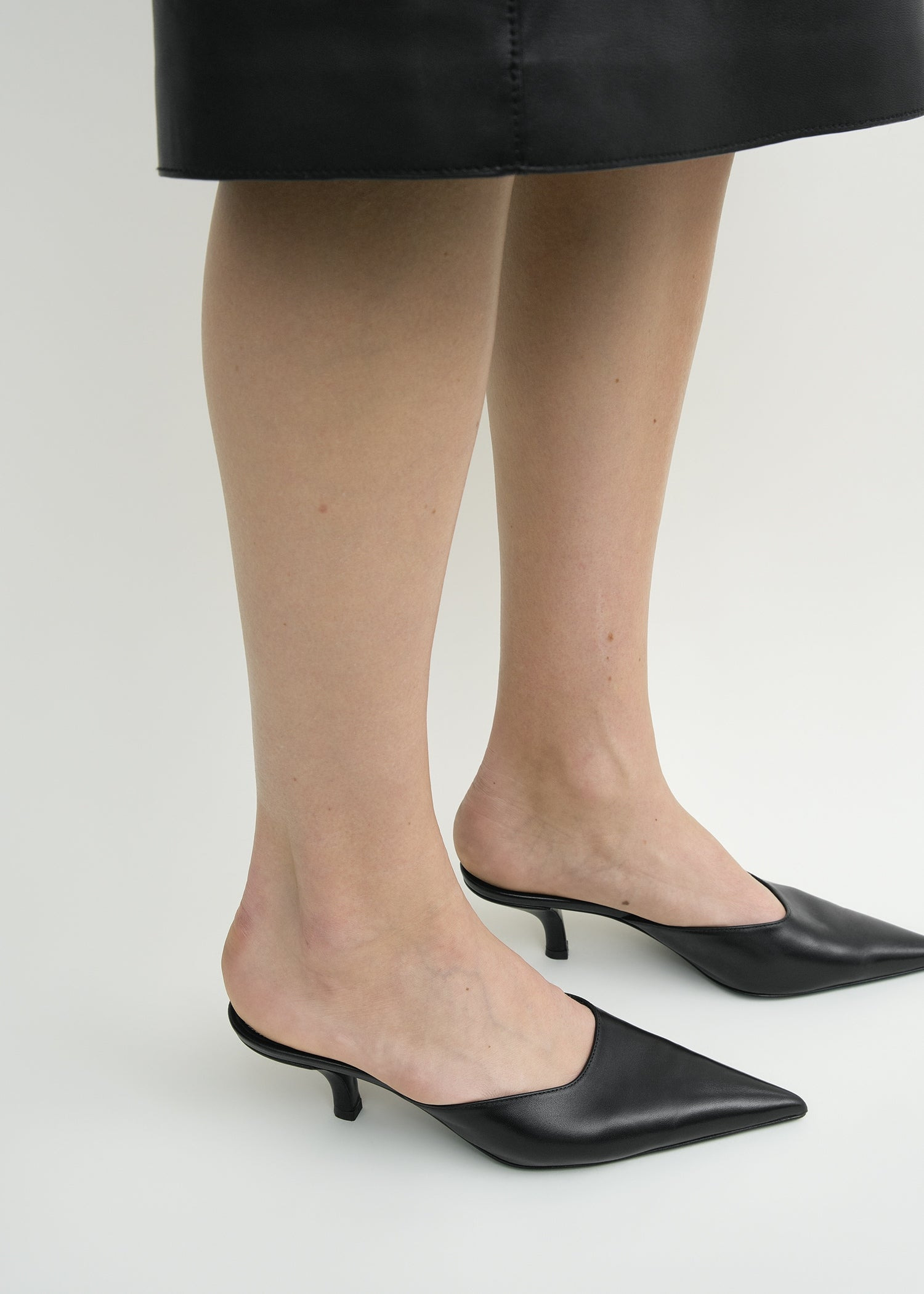 Sharp nappa mules black - 3