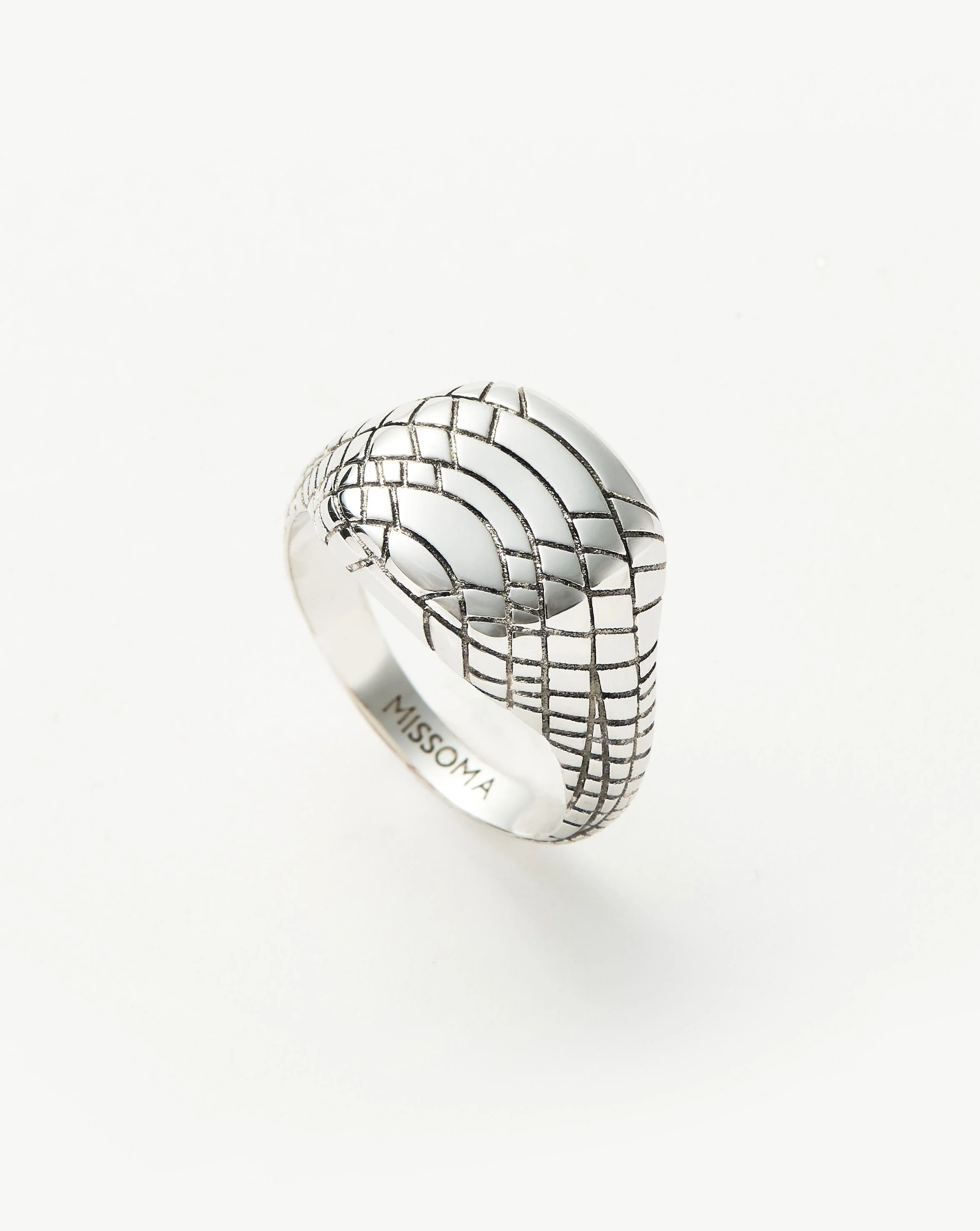 Serpent Textured Signet Ring - 1