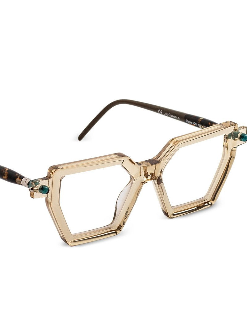 P26 glasses 3